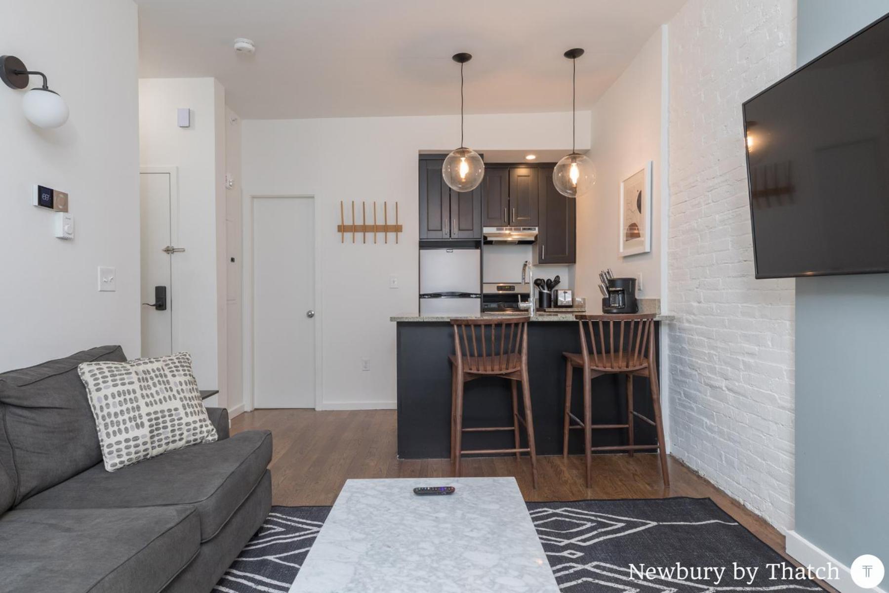 Superior One-Bedroom Apartment (2) - Photo 2