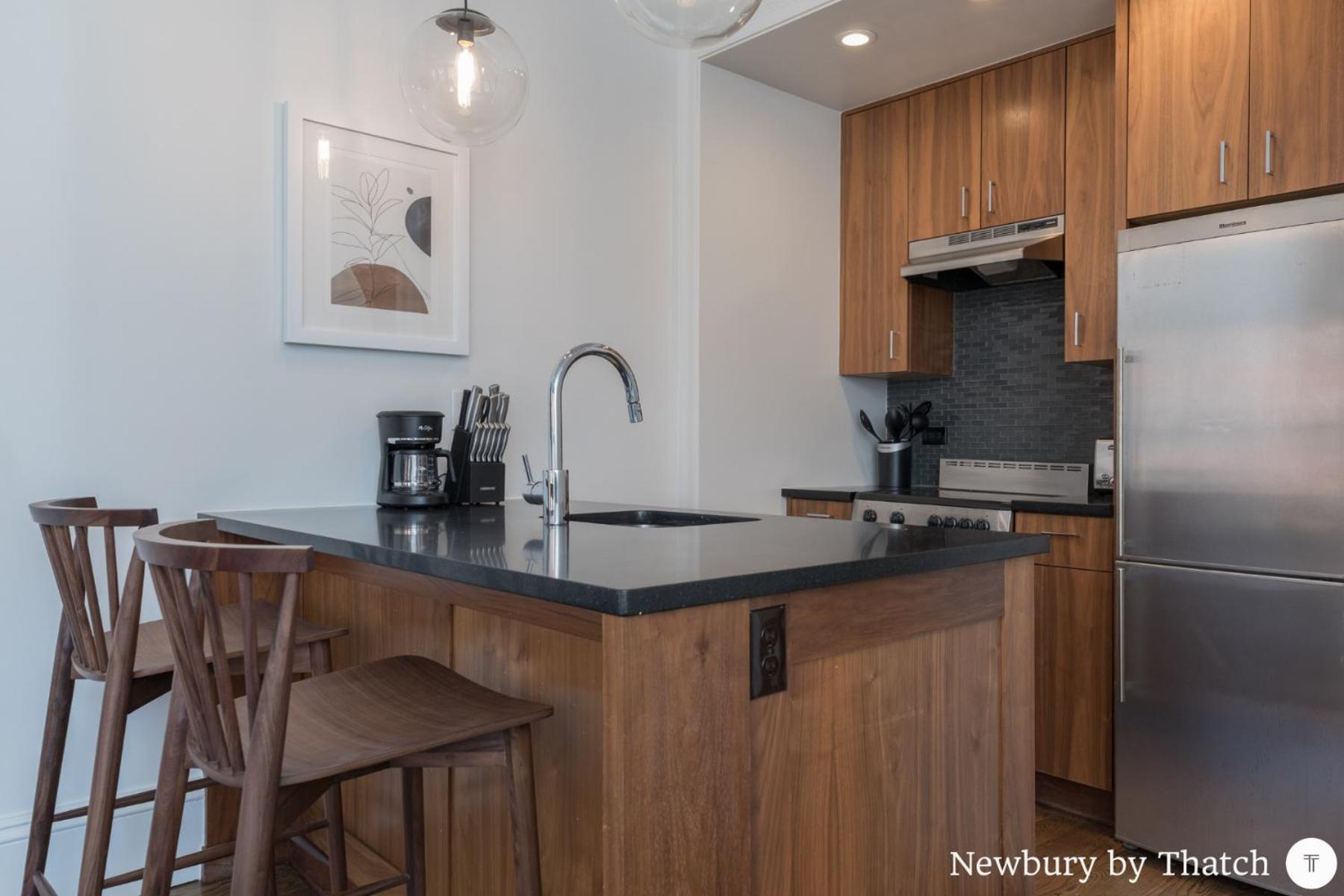 Superior One-Bedroom Apartment (3) - Photo 2