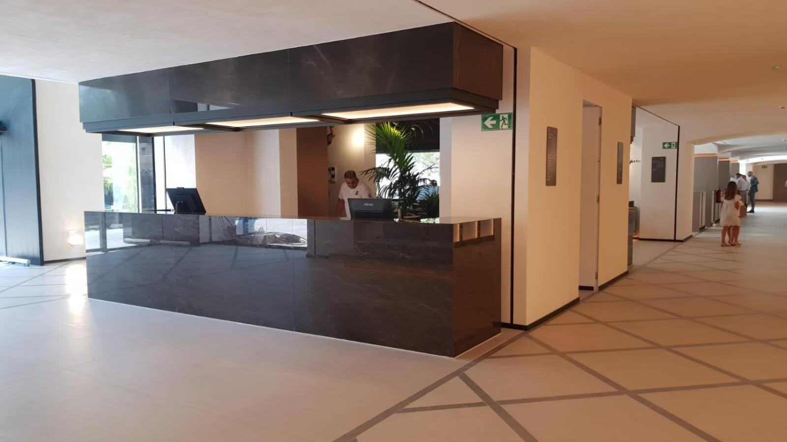 Apartamento con Terraza