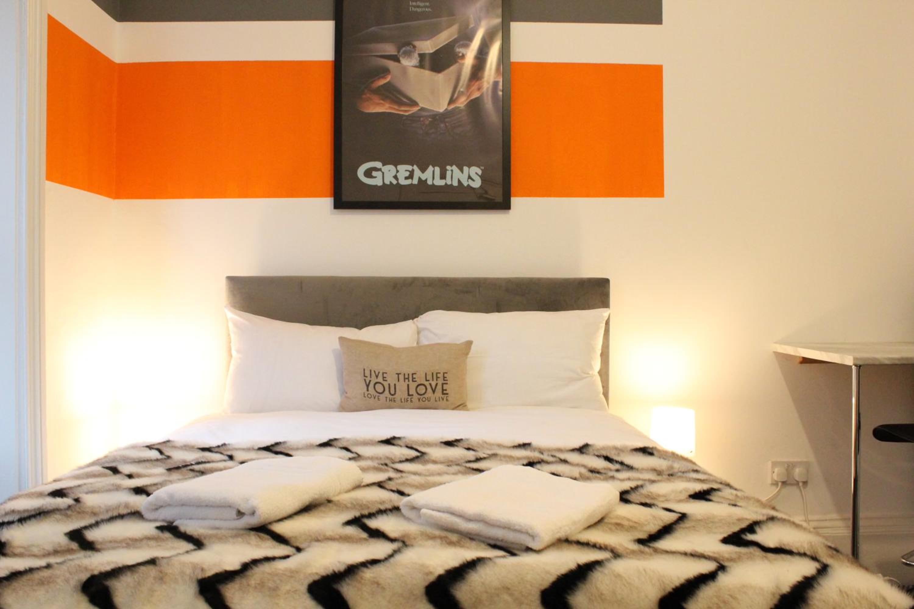 Double Room with Shared Bathroom