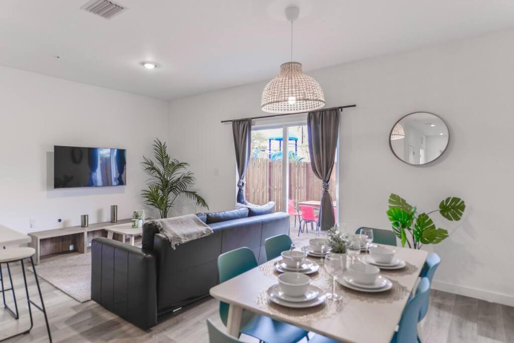 Three-Bedroom House photo 1