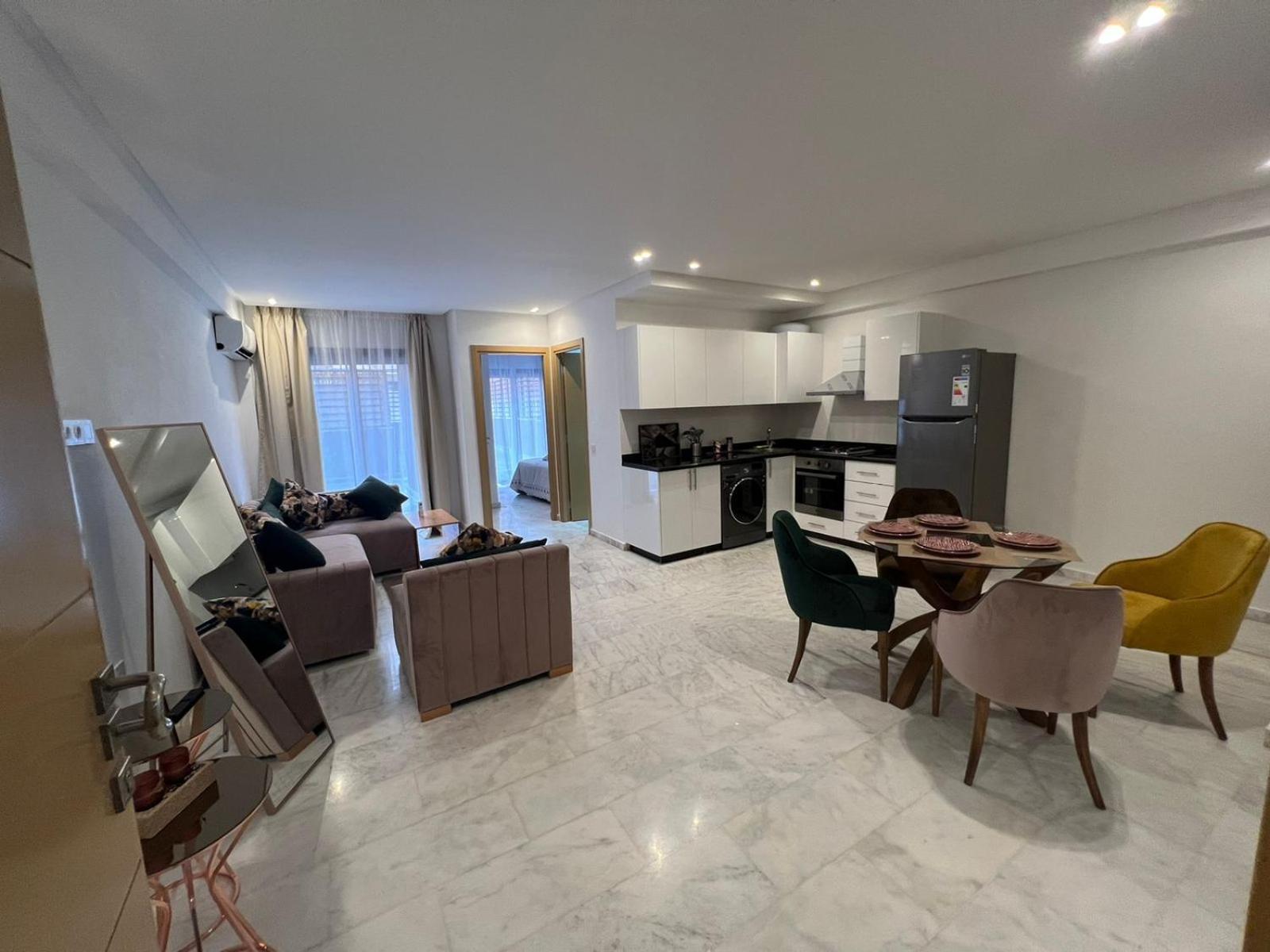One-Bedroom Apartment - Photo 17