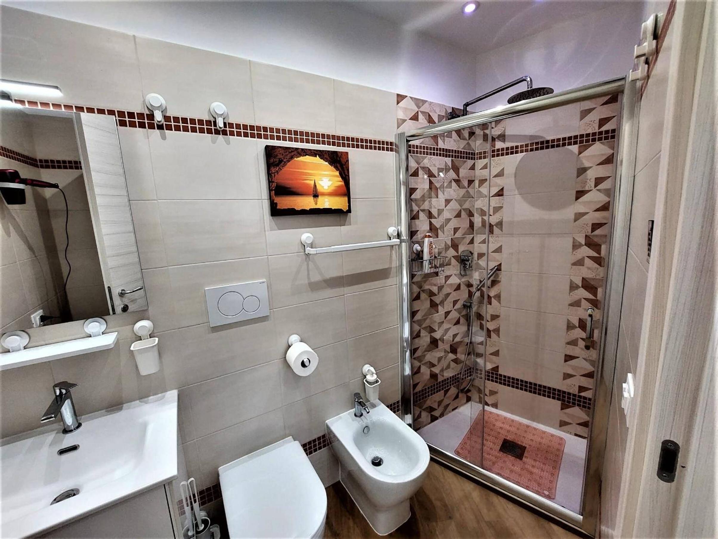 Large Double or Twin Room photo 3
