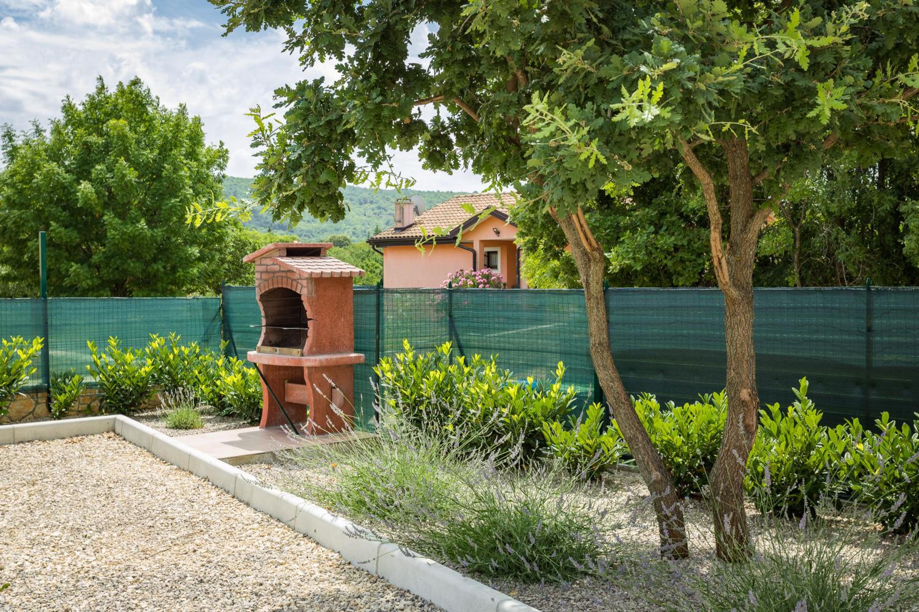 House with Private Pool photo 3