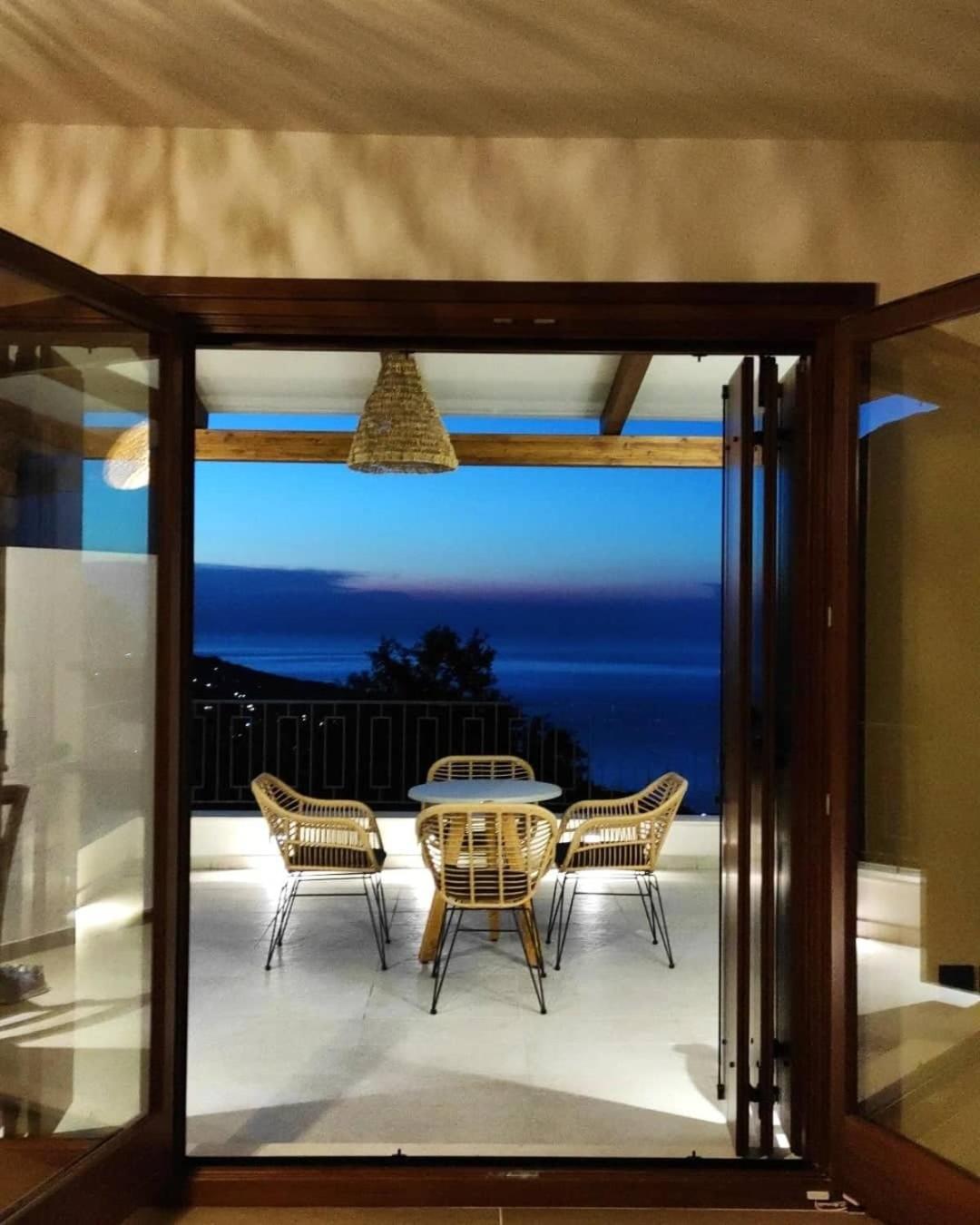 Junior Suite with Sea View - Photo 6