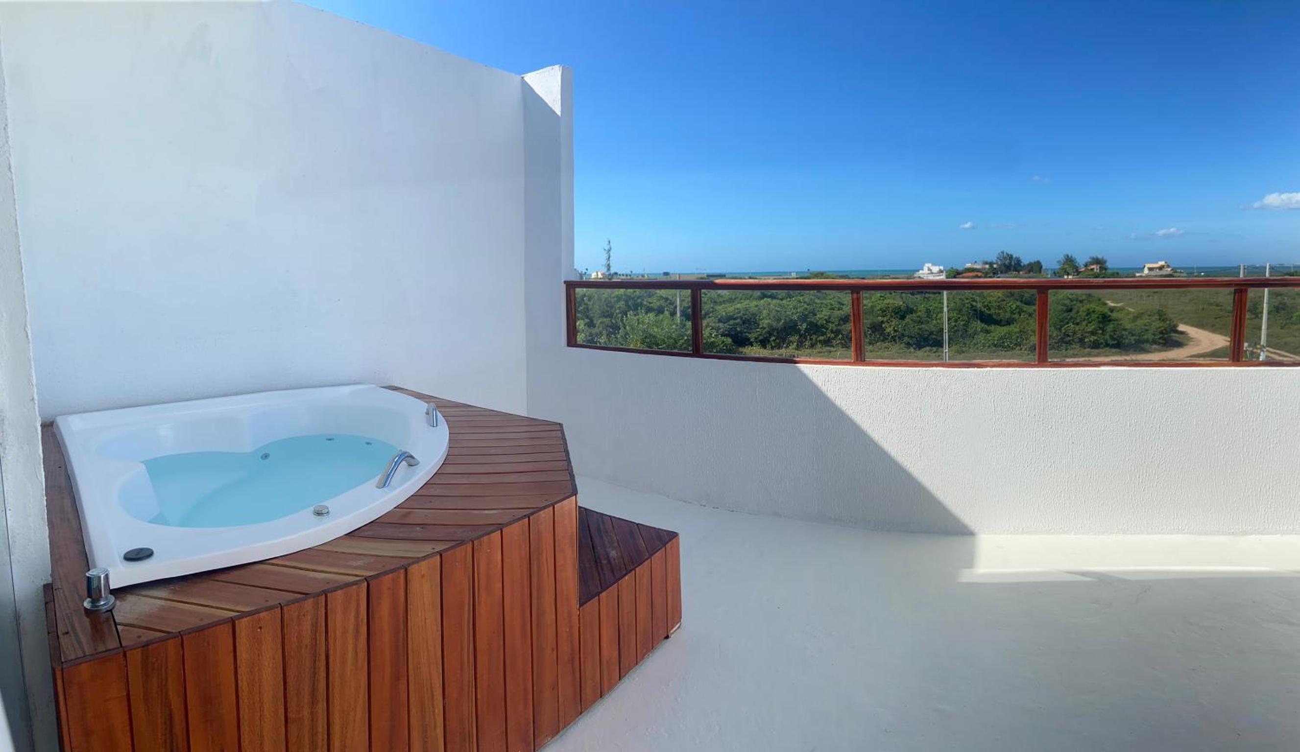 Deluxe Double Room with Bath - Photo 9