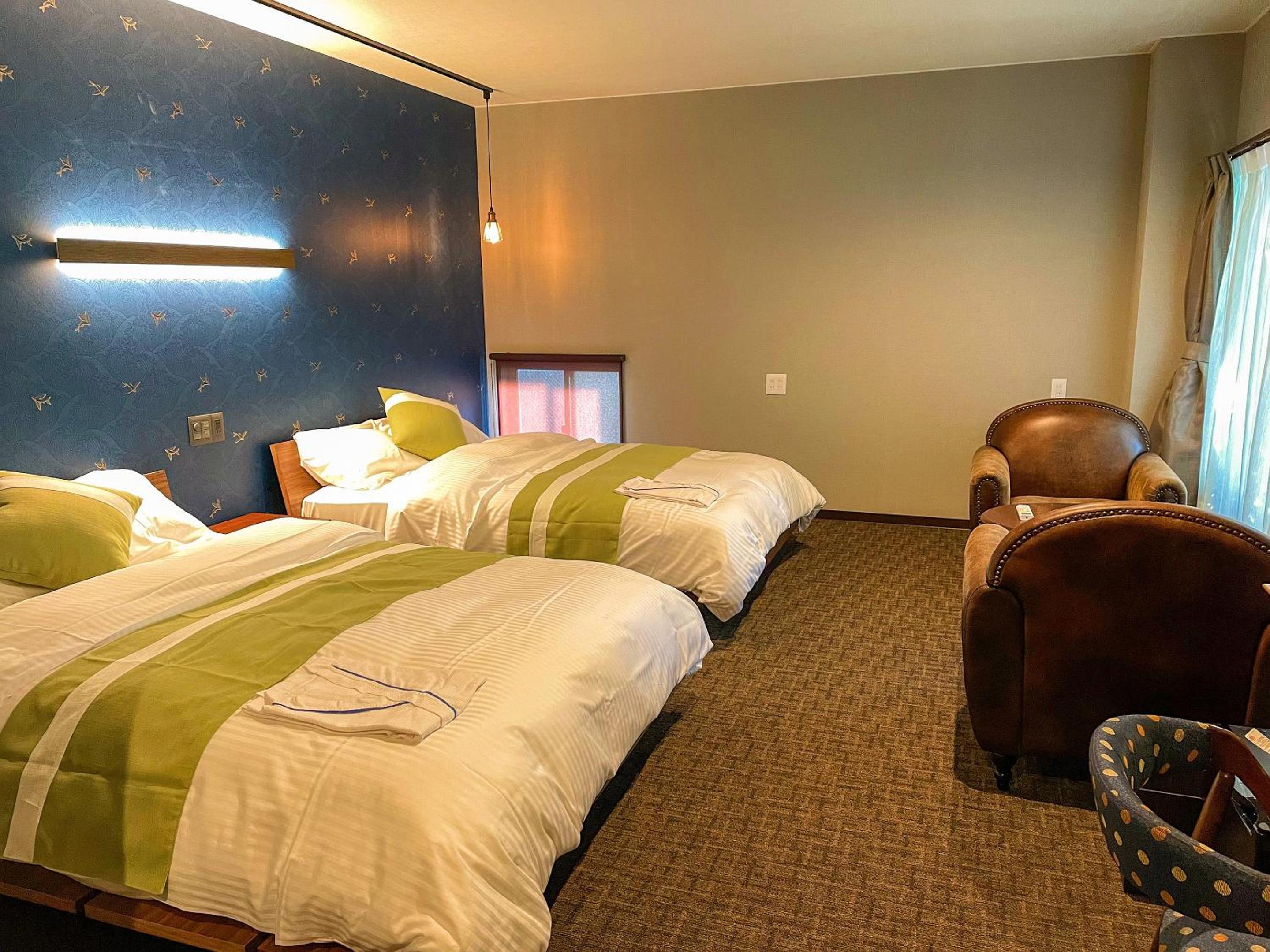 Double or Twin Room with Private Bathroom - Photo 1