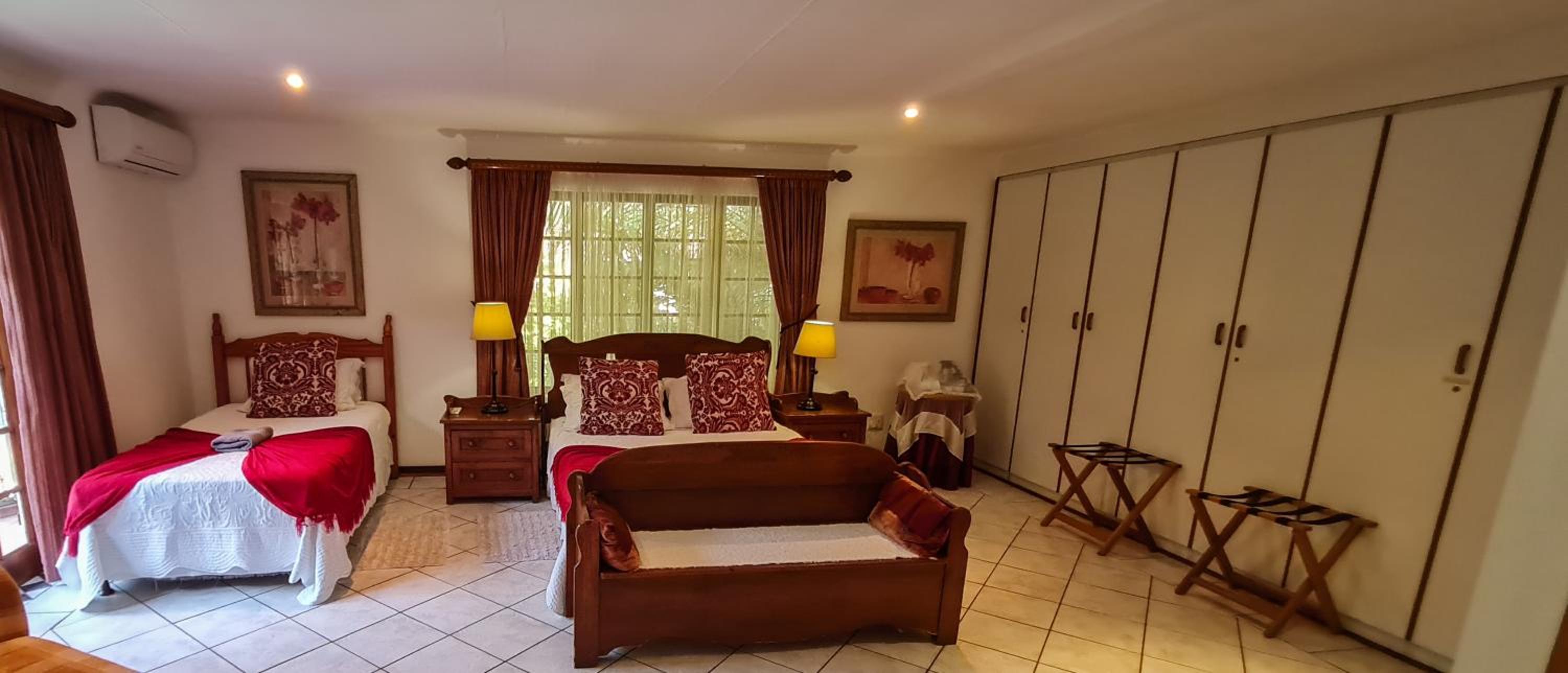Deluxe Double Room photo 3