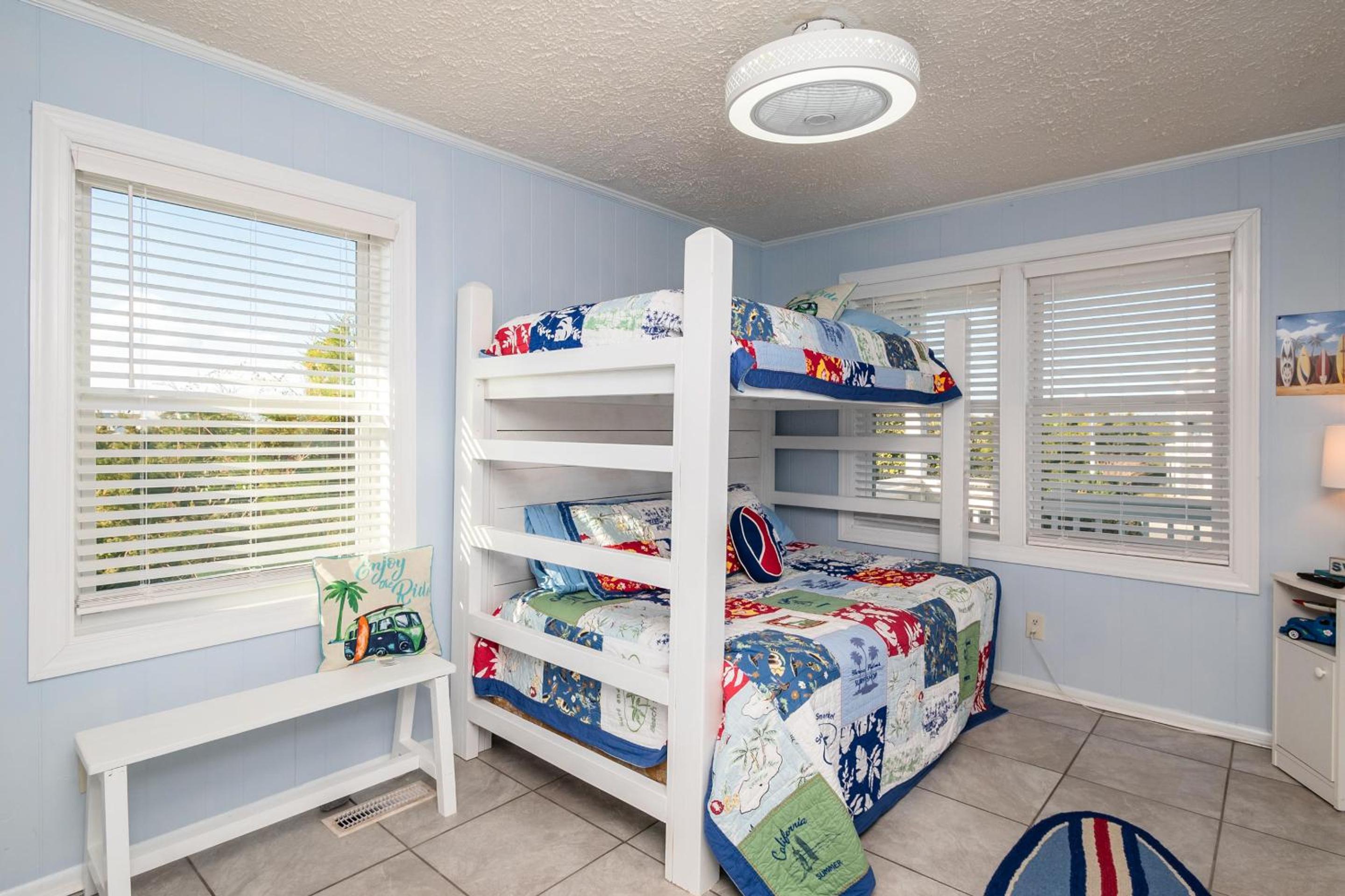 Four-Bedroom House photo 1