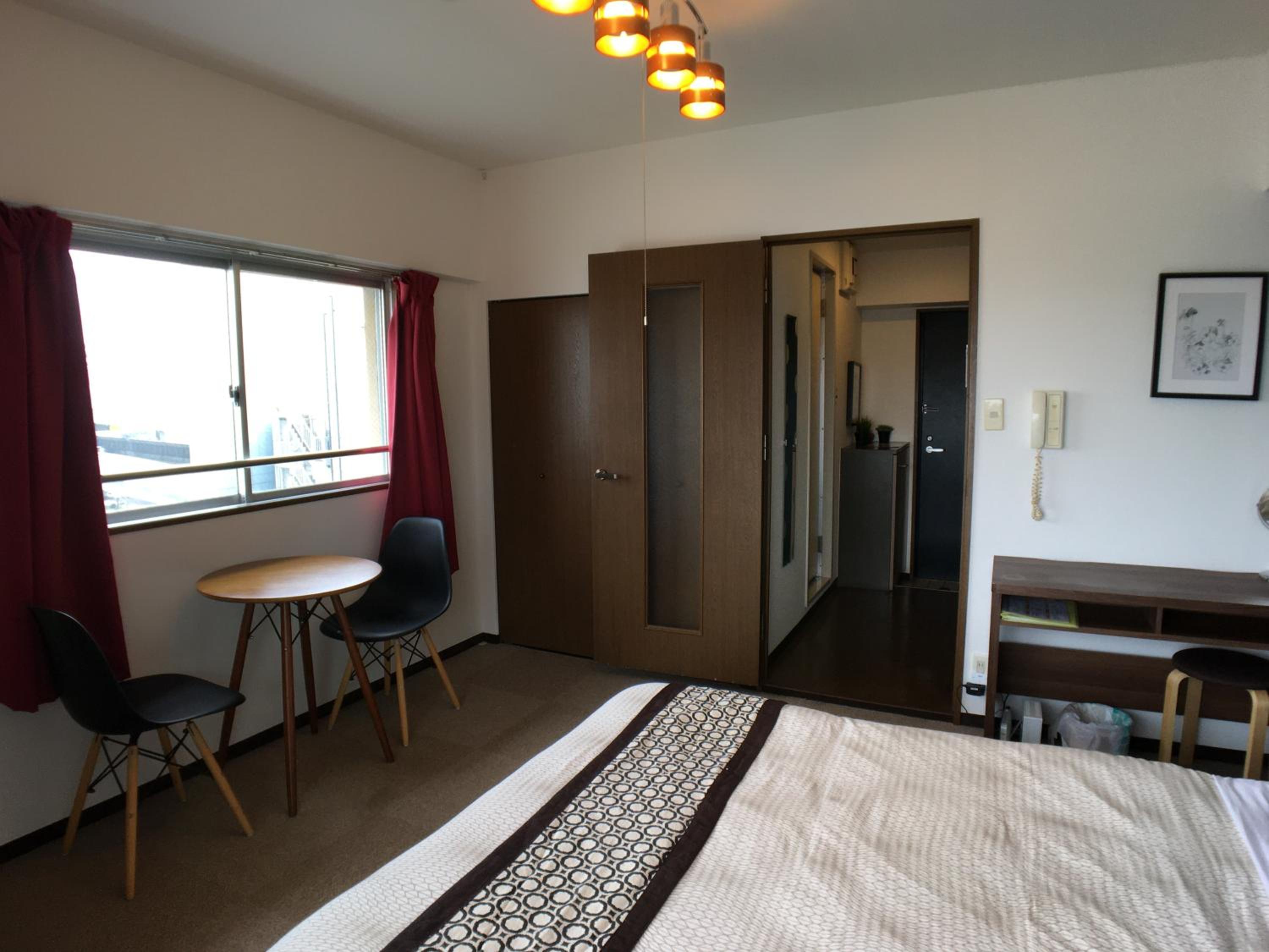 Apartment with Balcony 903 - Photo 8