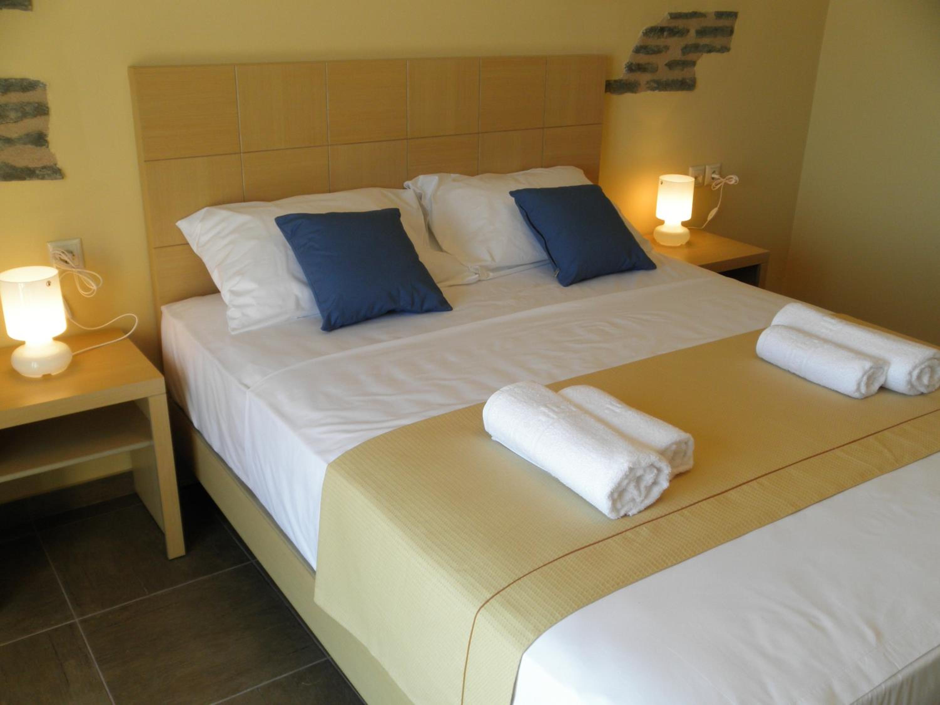 Double Room with Sea View - Photo 10