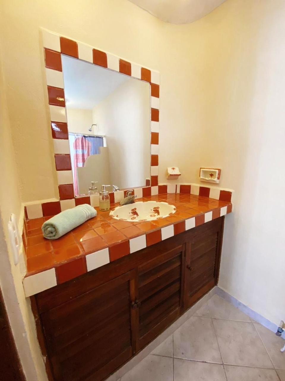 Apartment with Terrace - Photo 35