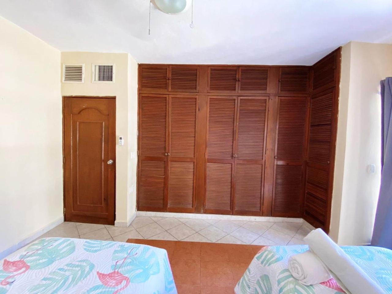 Apartment with Terrace - Photo 22