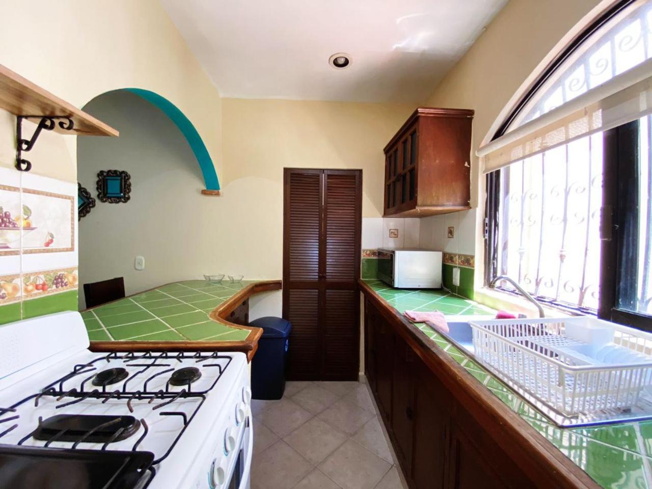 Apartment with Terrace - Photo 21