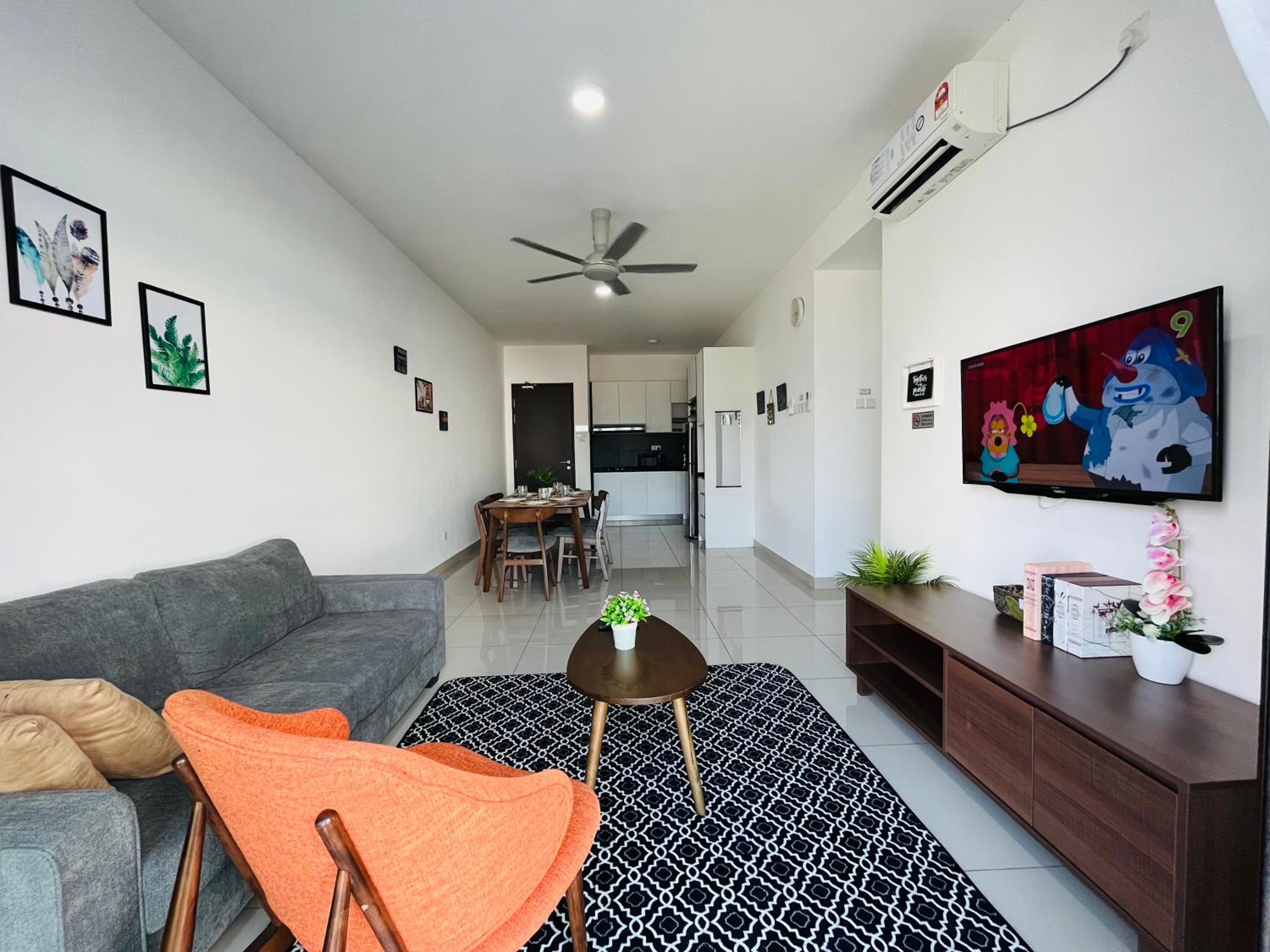 Three-Bedroom House - Photo 23