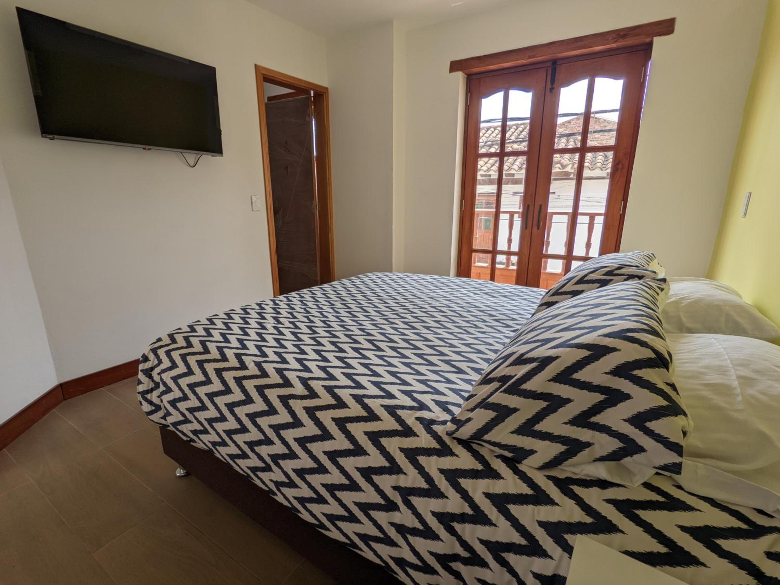 Suite with Balcony photo 3