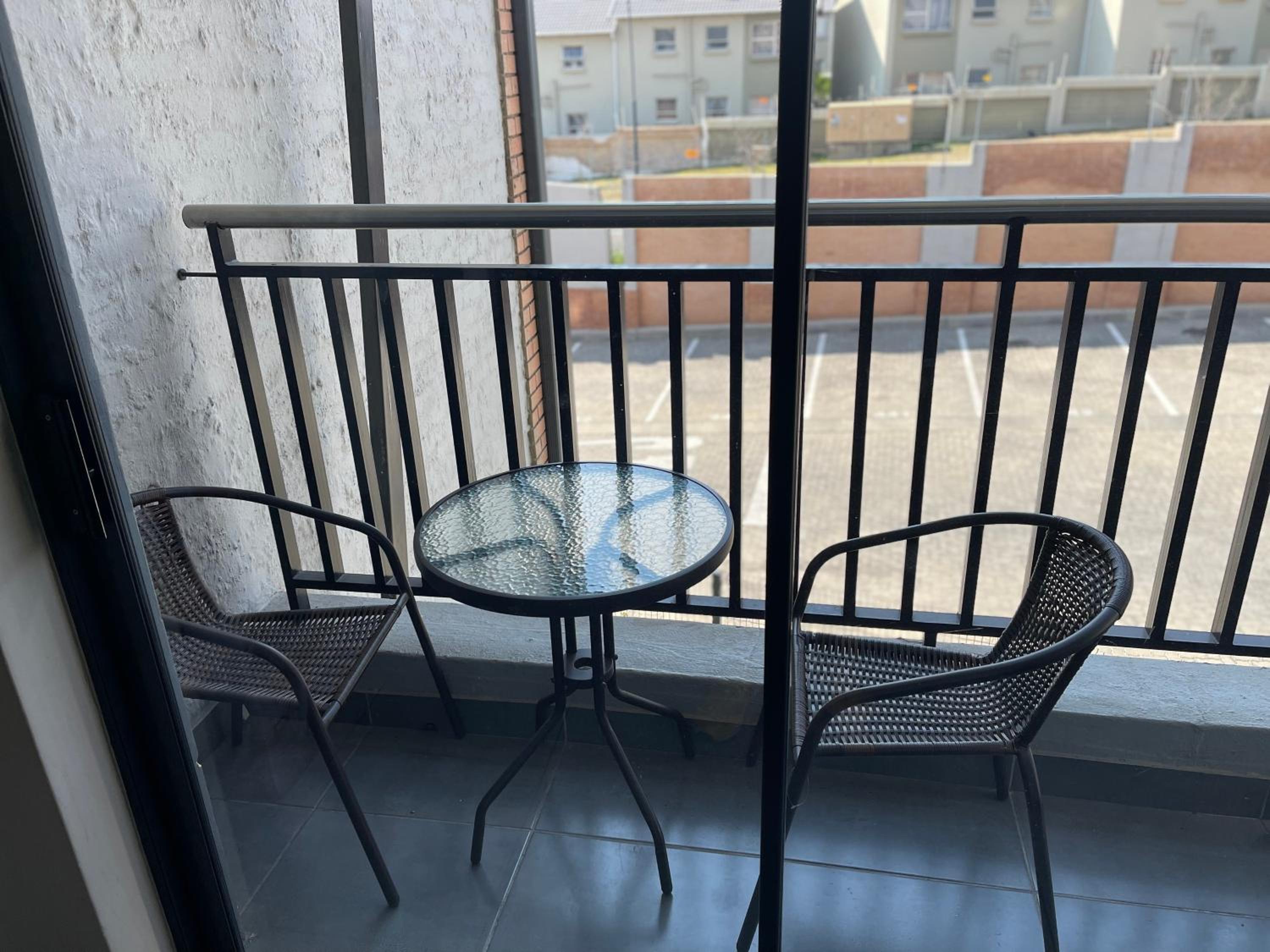 Two-Bedroom Apartment - Photo 8