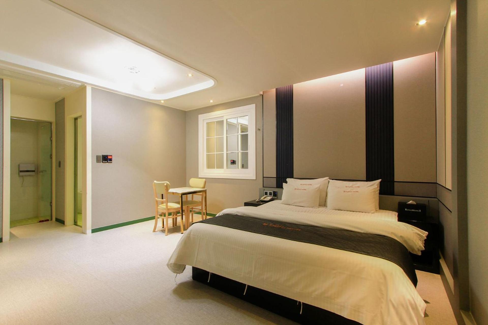 Superior Double Room - Photo 2