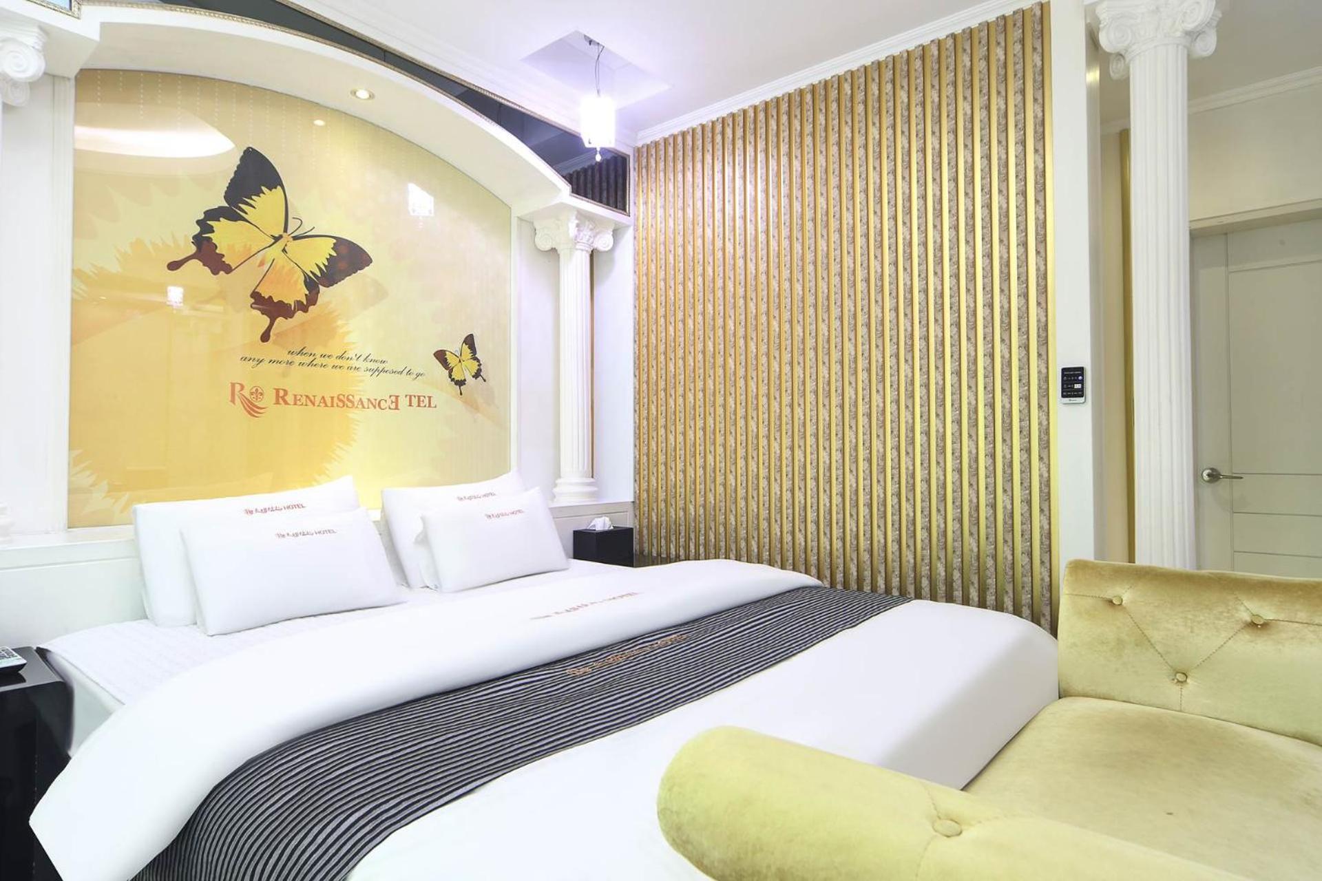 King Room with Spa Bath - Photo 1