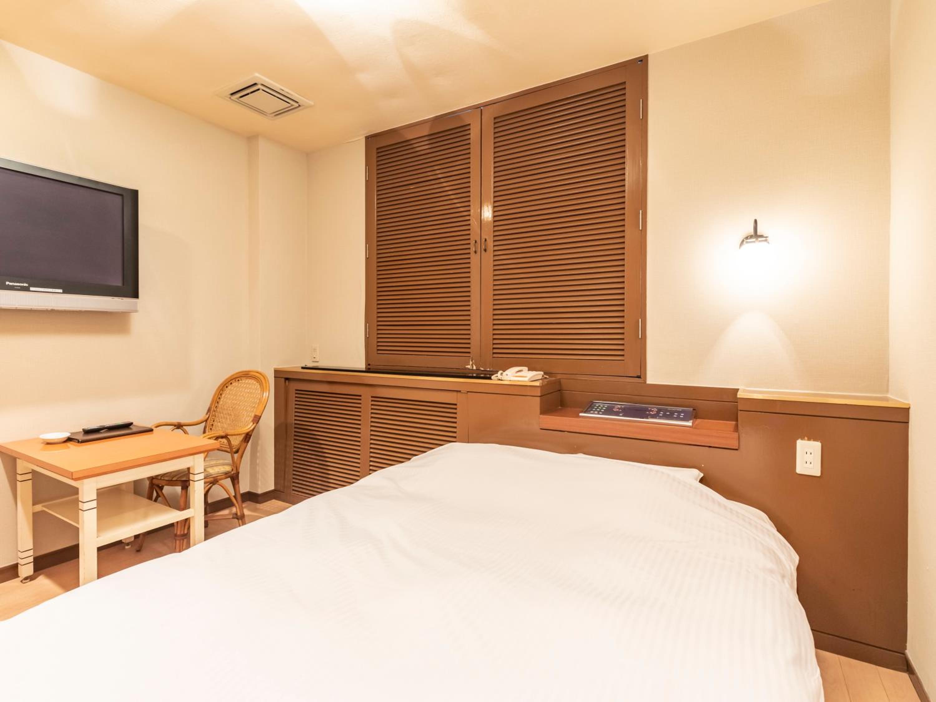 Deluxe Single Room - Smoking