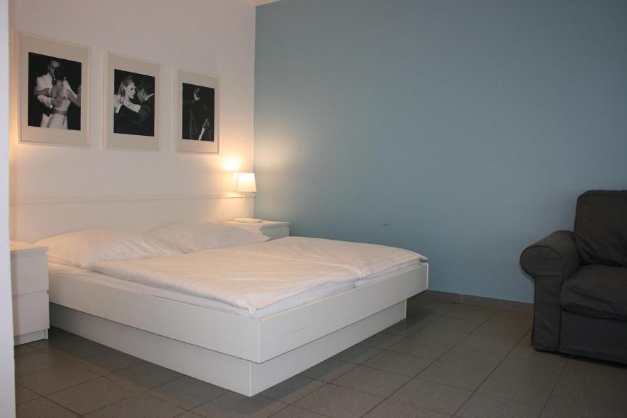 Large Double Room photo 1
