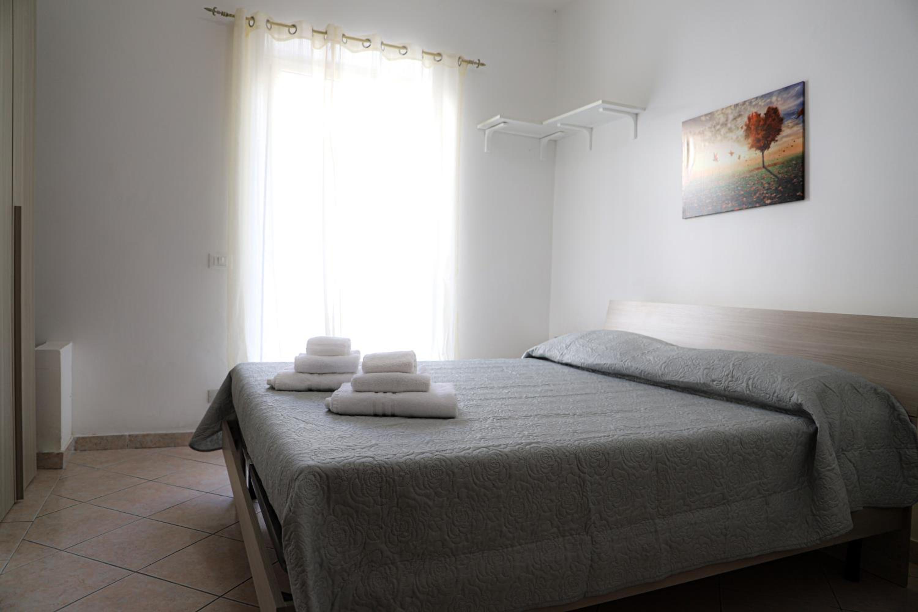 Two-Bedroom House photo 2