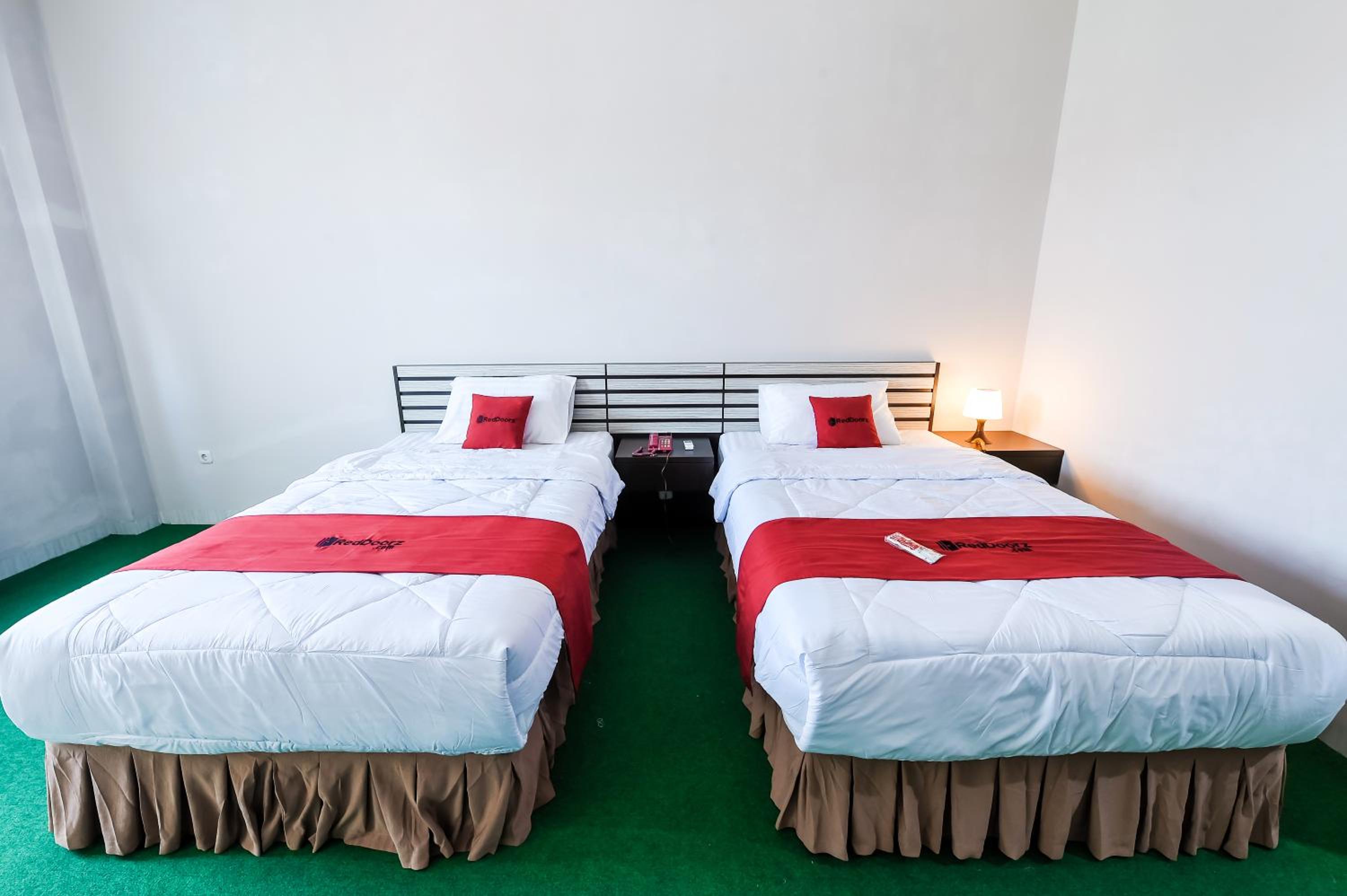 Twin Room - Photo 1