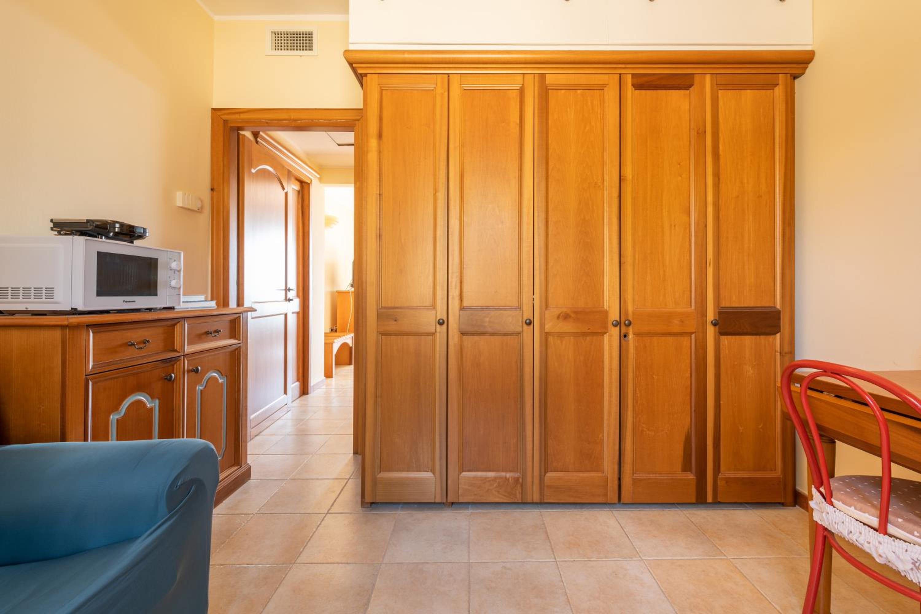 One-Bedroom House photo 2
