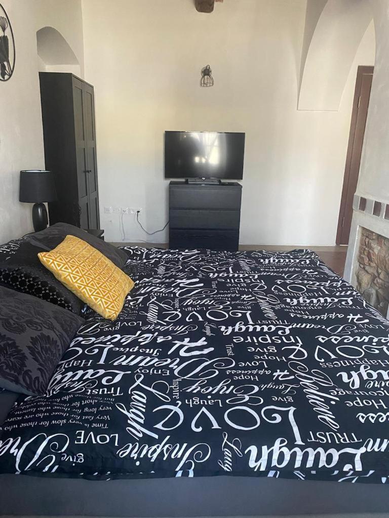 One-Bedroom Apartment - Photo 46
