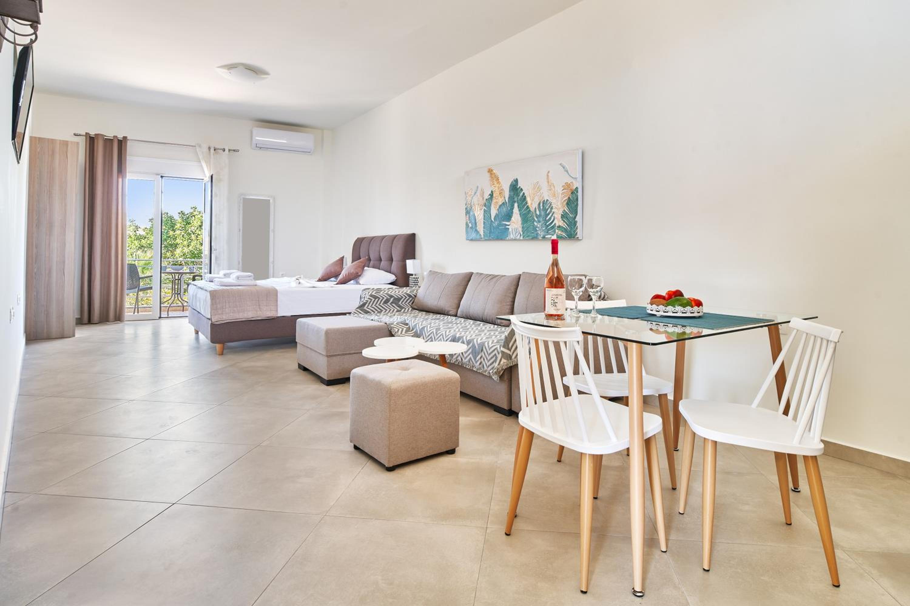 One-Bedroom Apartment