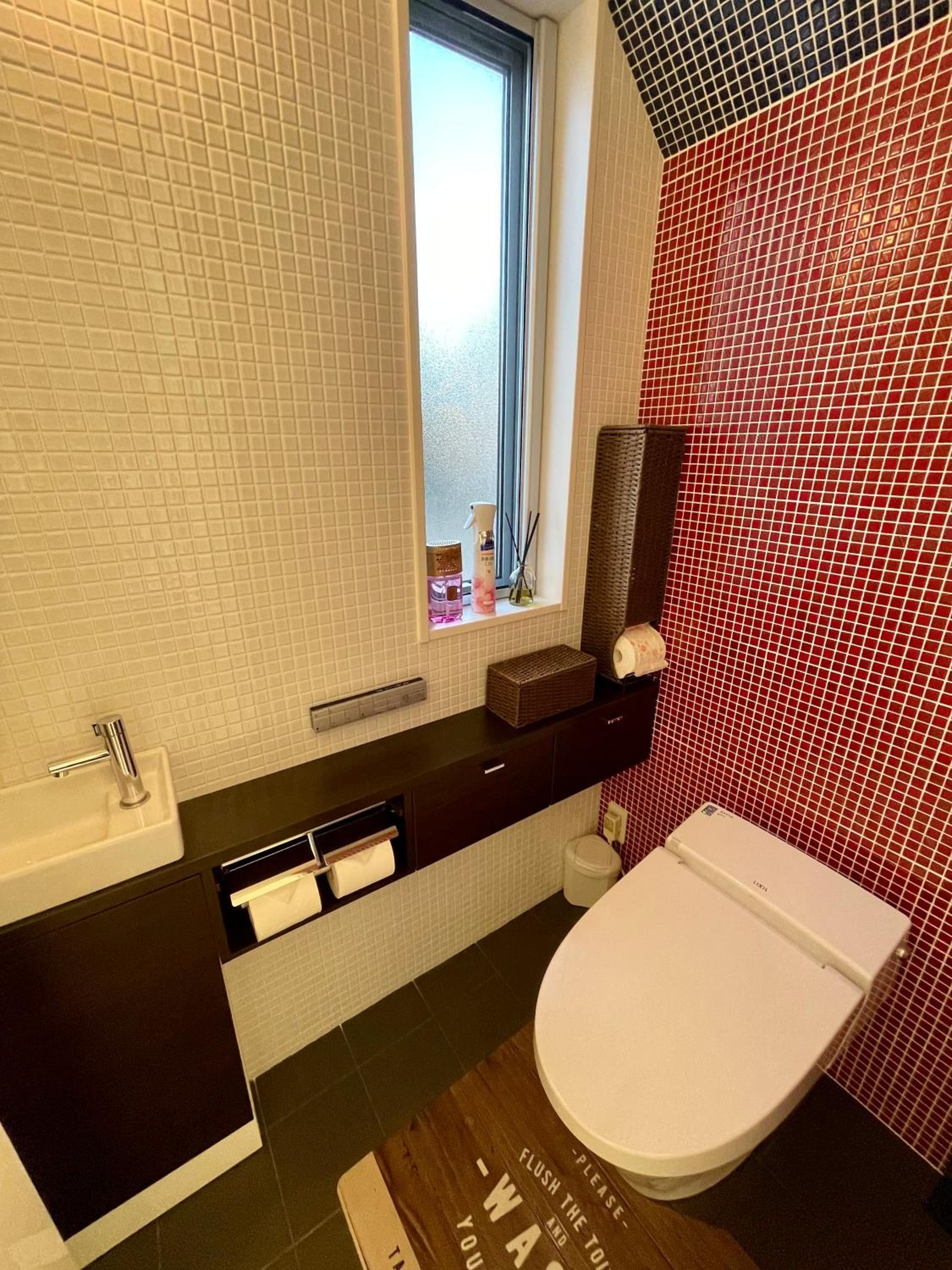 Three-Bedroom Apartment - Photo 22