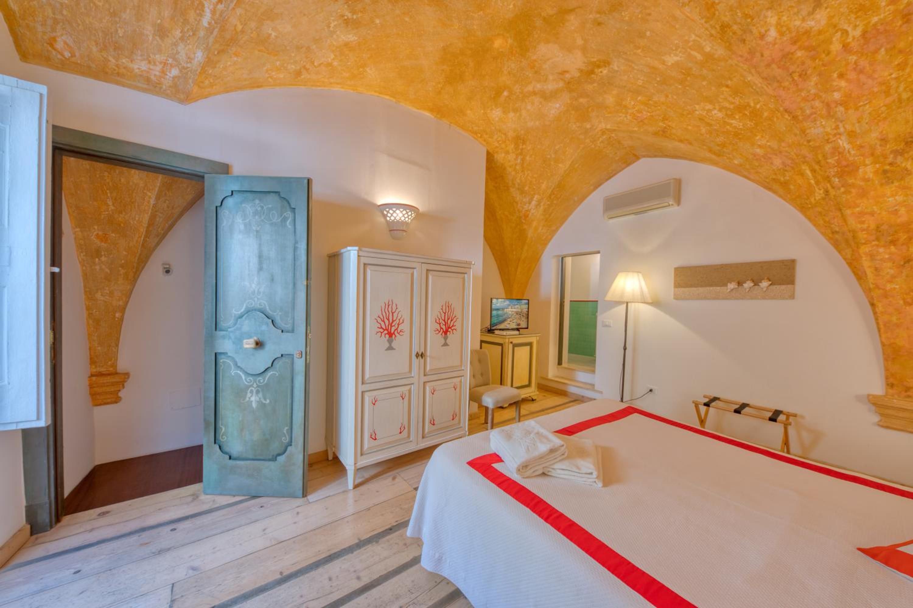 Classic Double Room - Photo 3