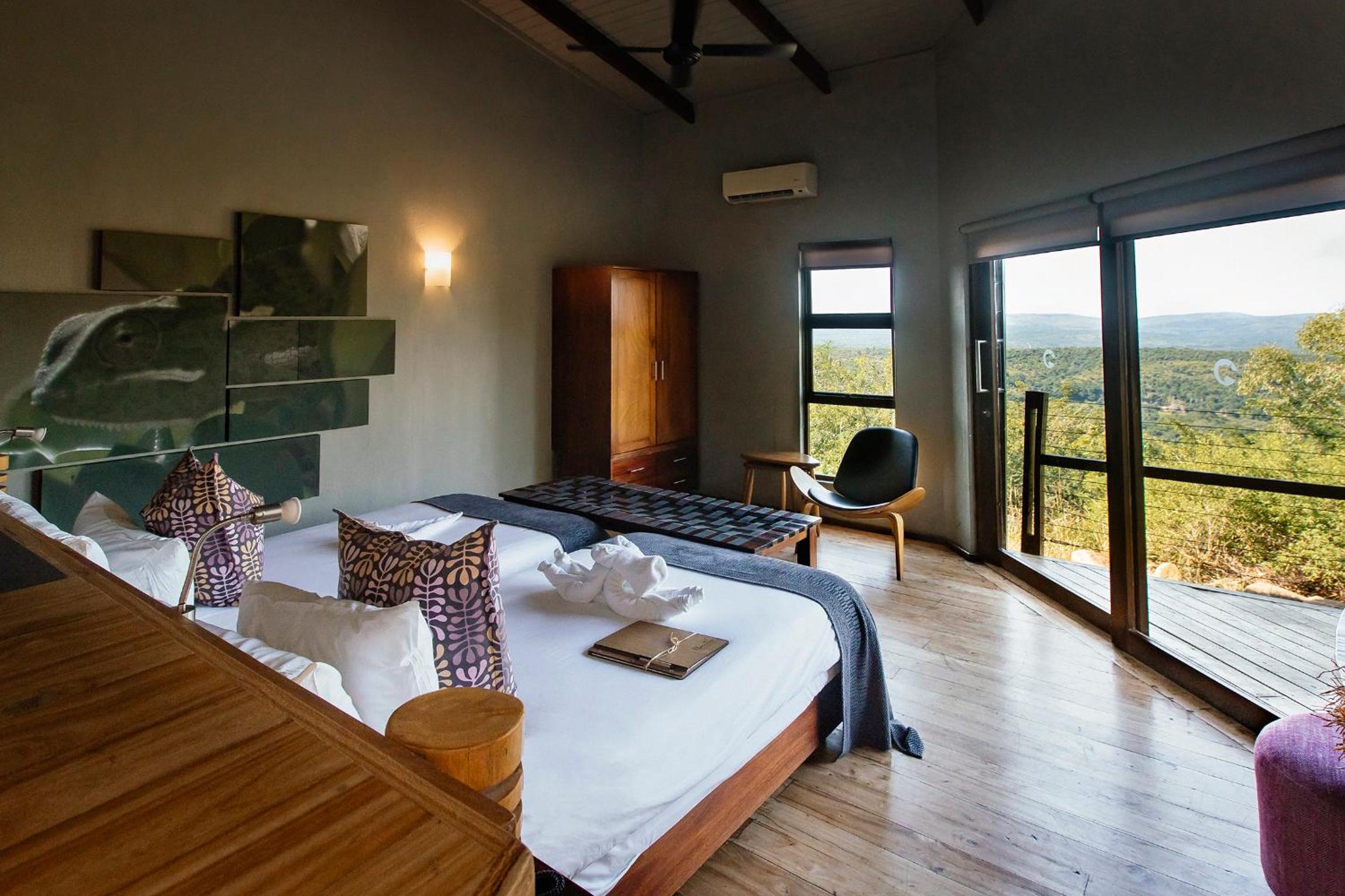 Double or Twin Room - Safari Package photo 2