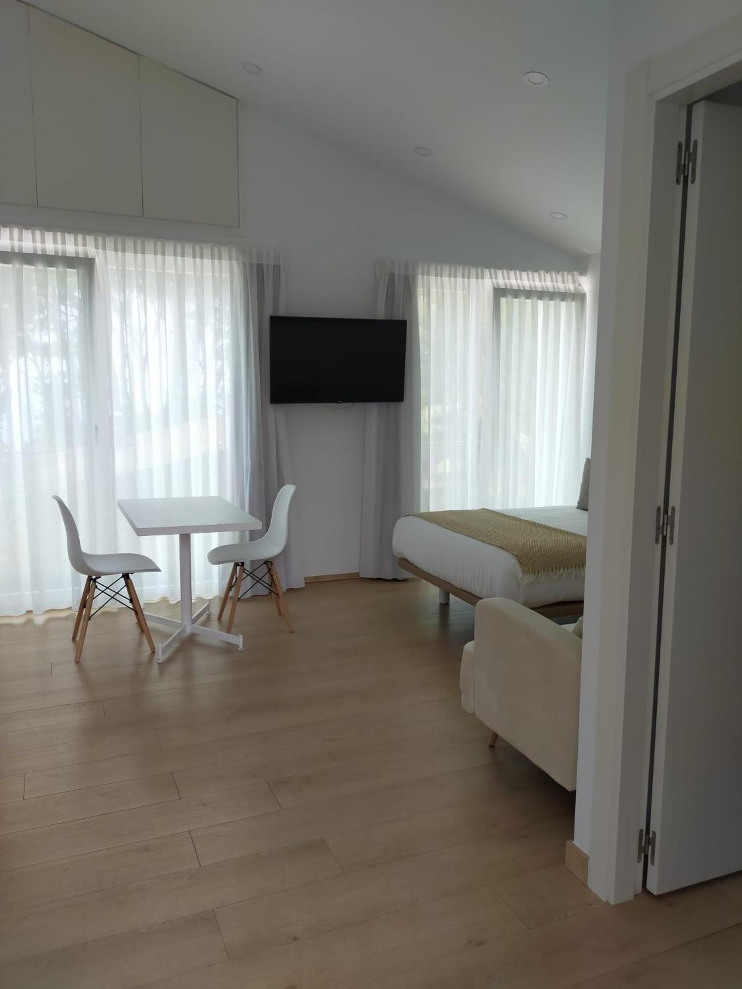 Studio with Sea View photo 2