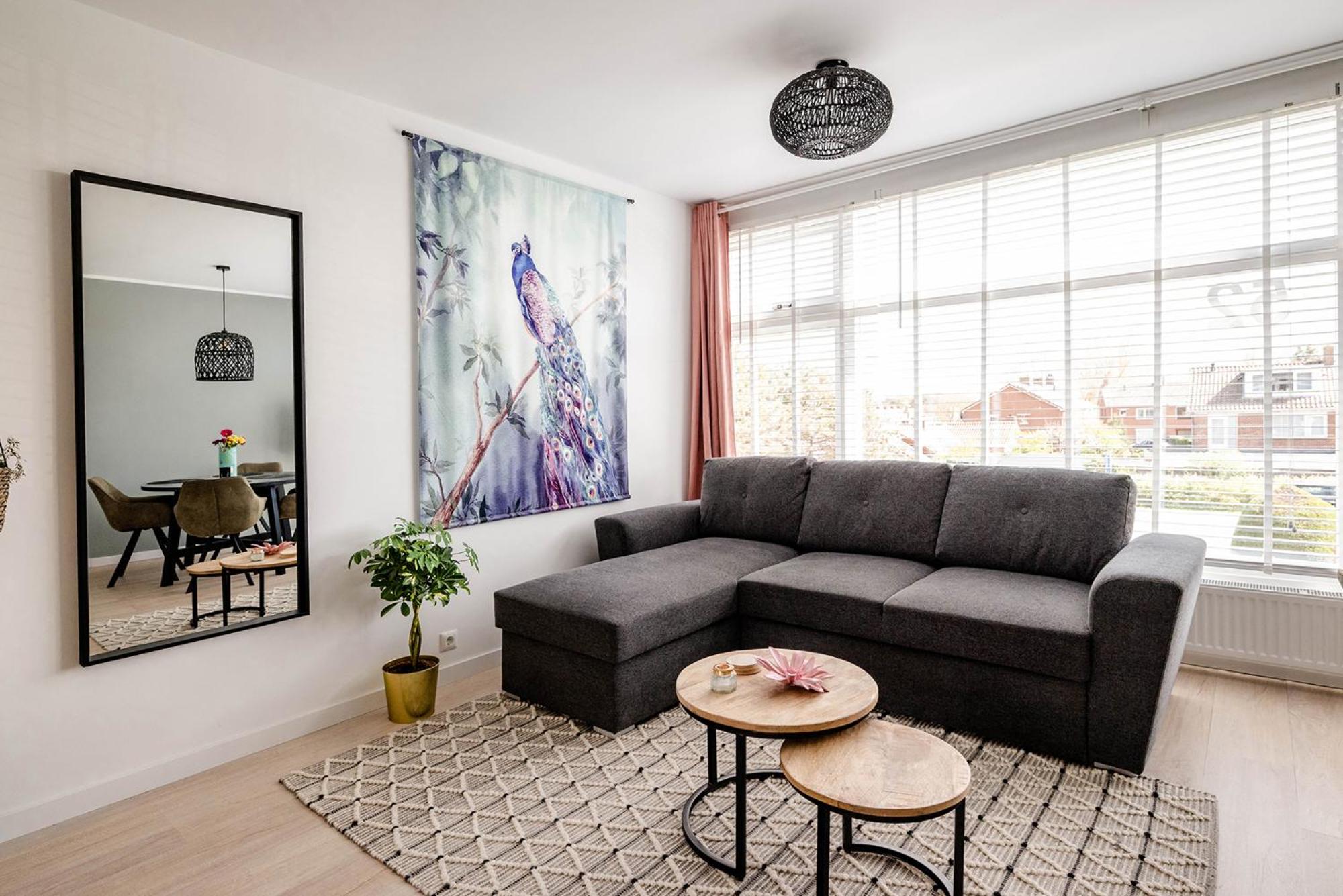 One-Bedroom Apartment - Photo 6