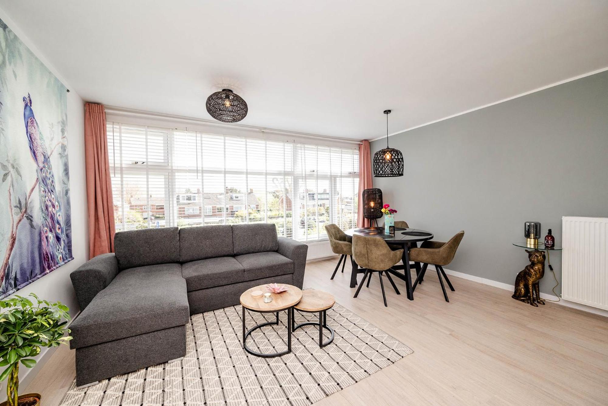 One-Bedroom Apartment - Photo 15