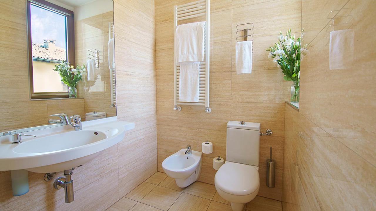 Large Twin Room photo 2