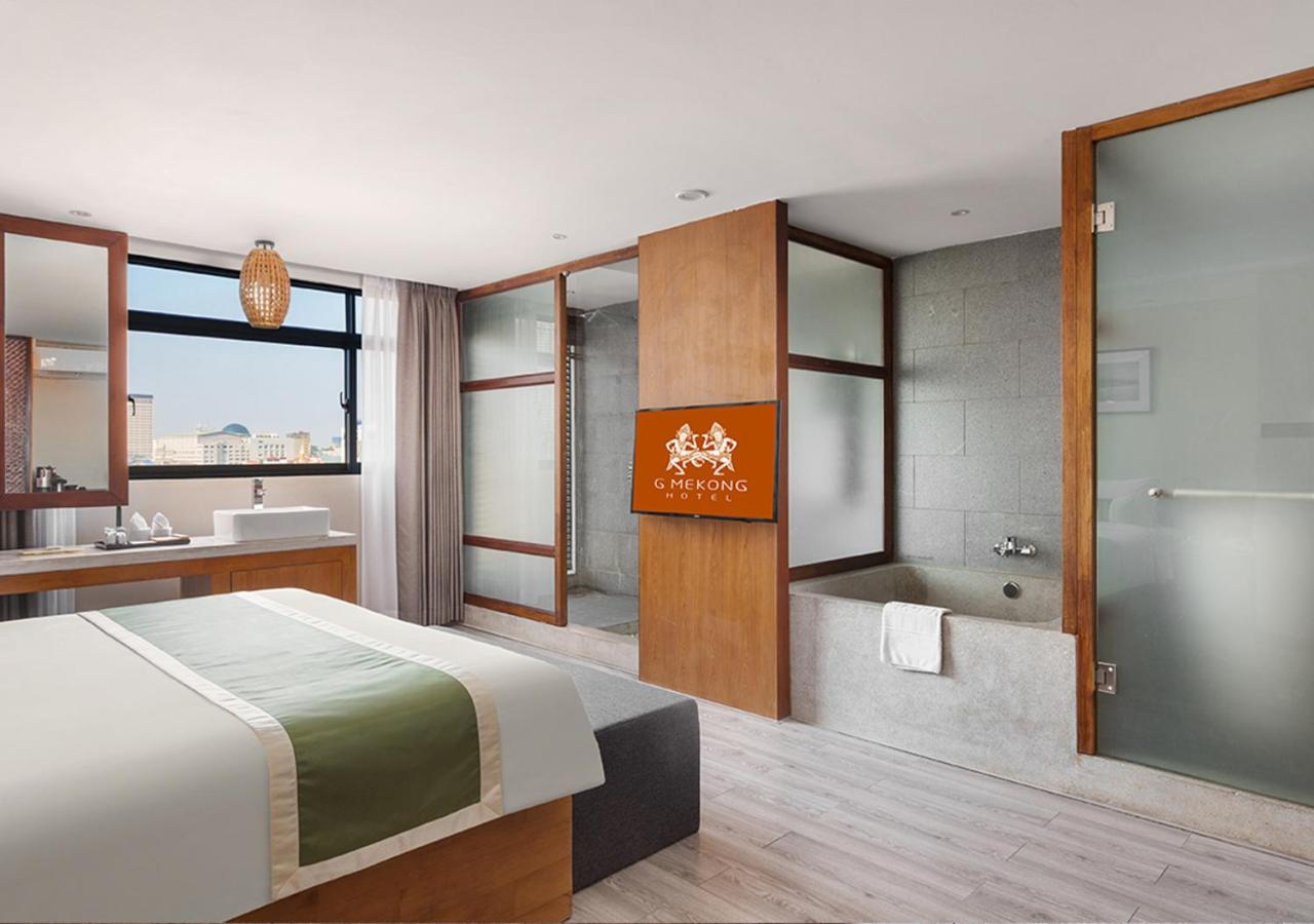 Deluxe King Room photo 2
