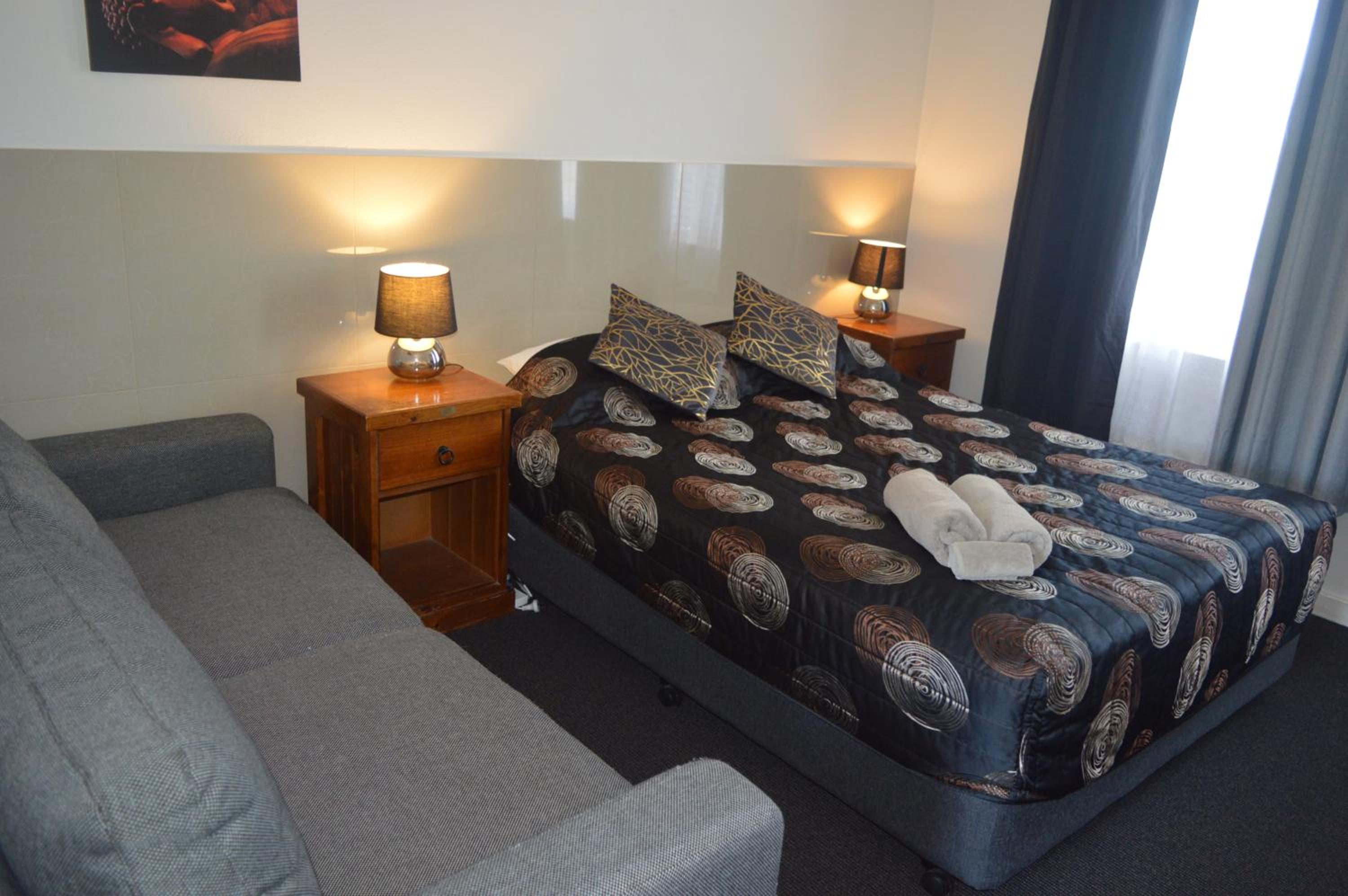 Standard Queen Room photo 1