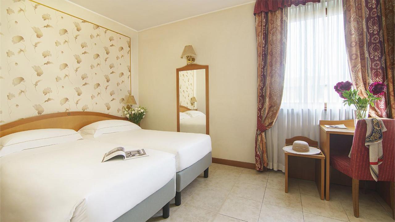 Classic Triple Room photo 1
