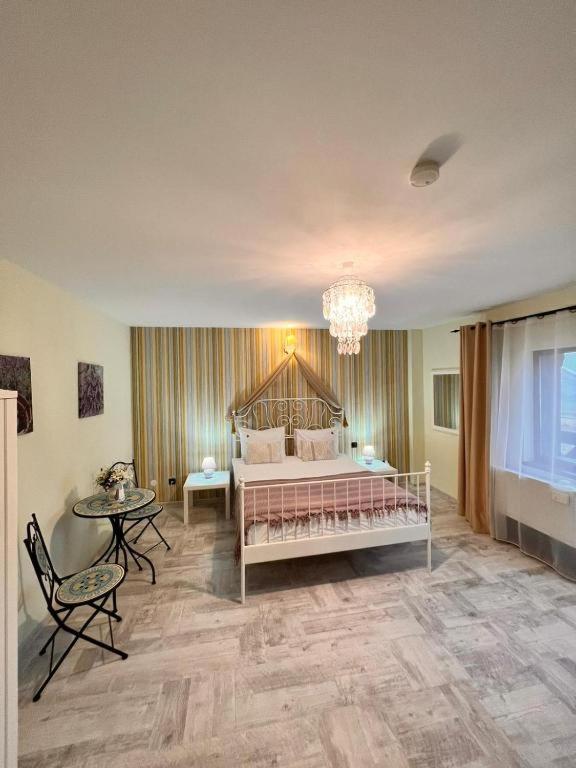 Double Room with Balcony photo 1