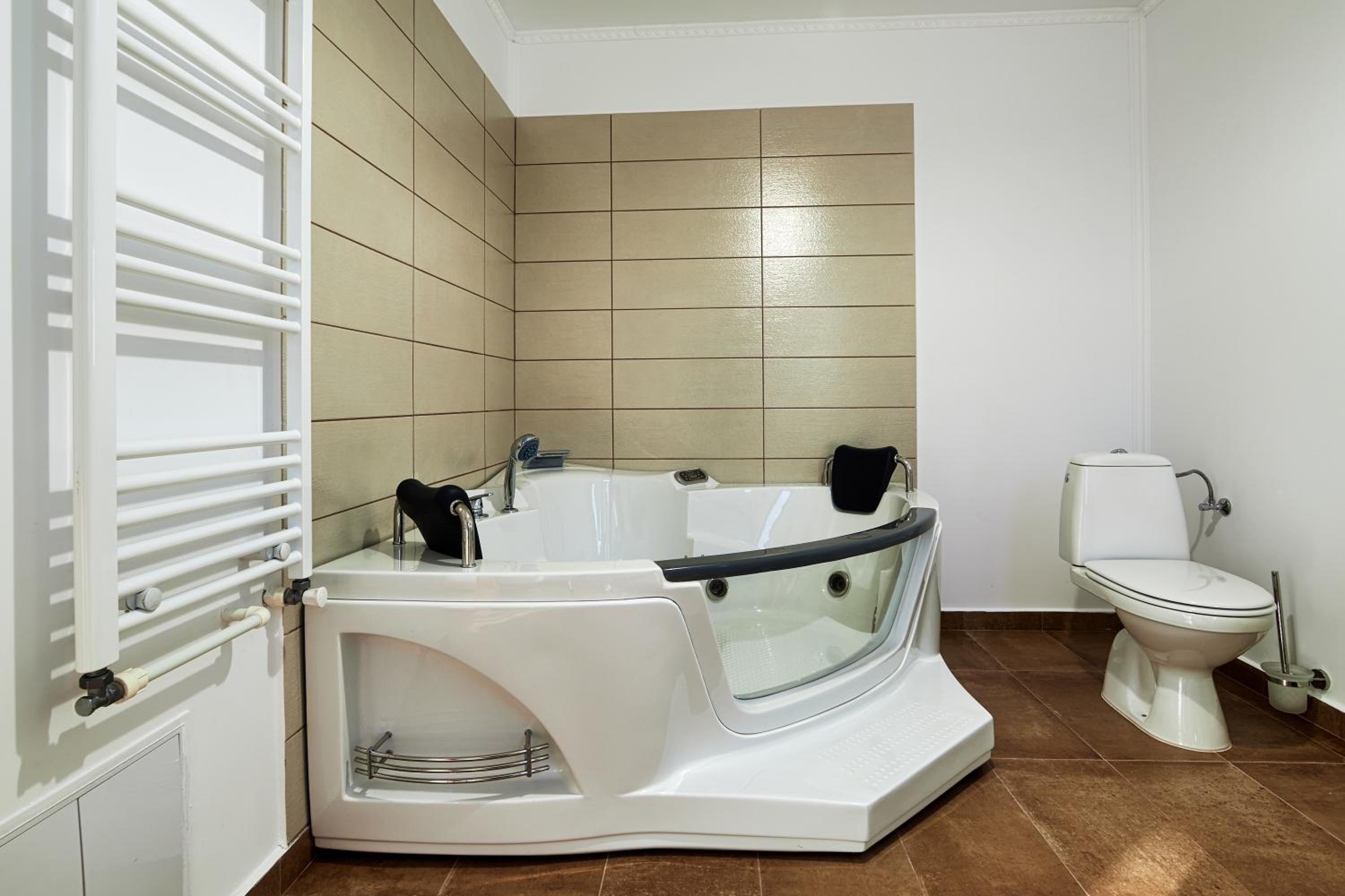 Deluxe Double Room with Bath
