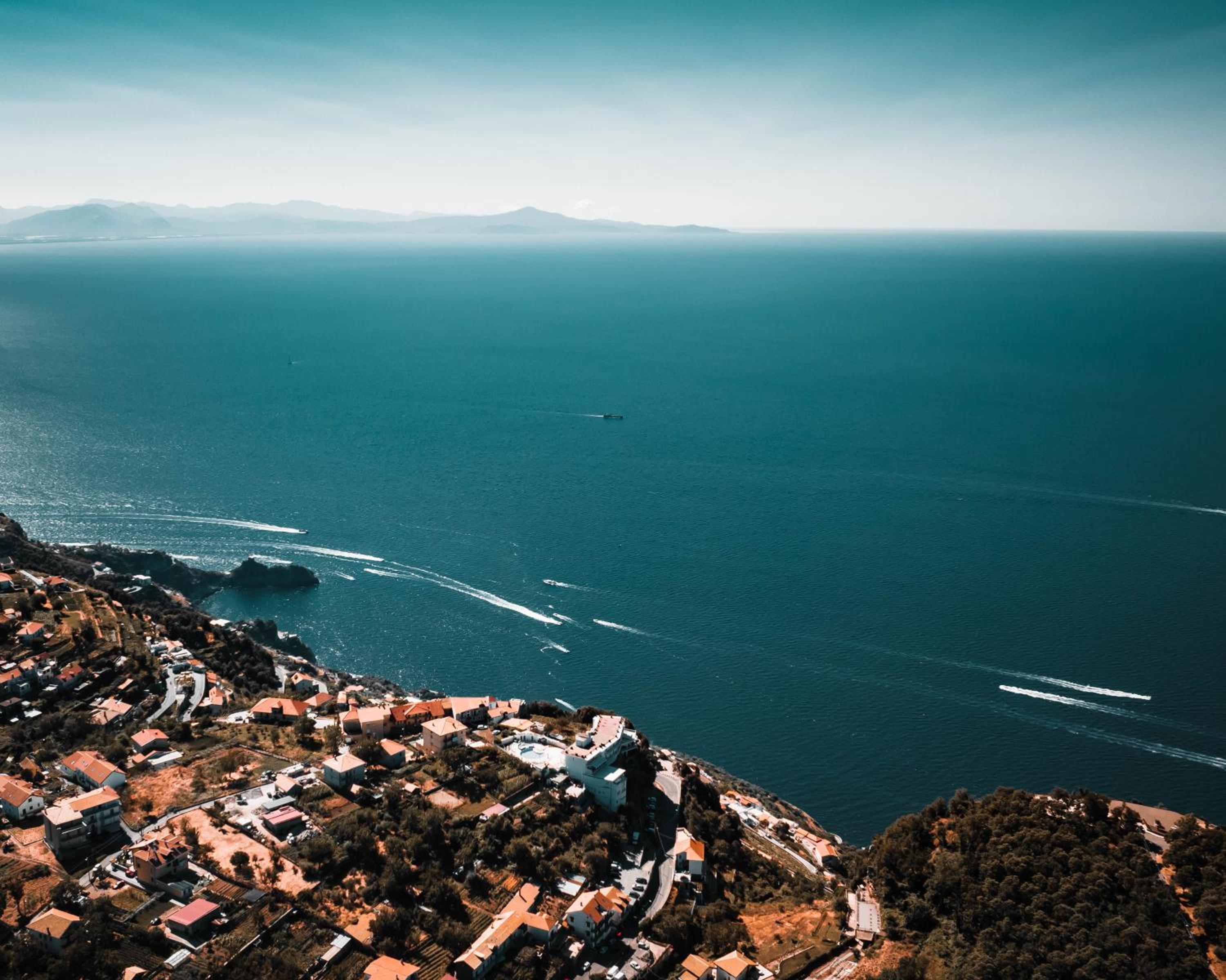 Deluxe Double Room with Balcony and Sea View - Photo 20