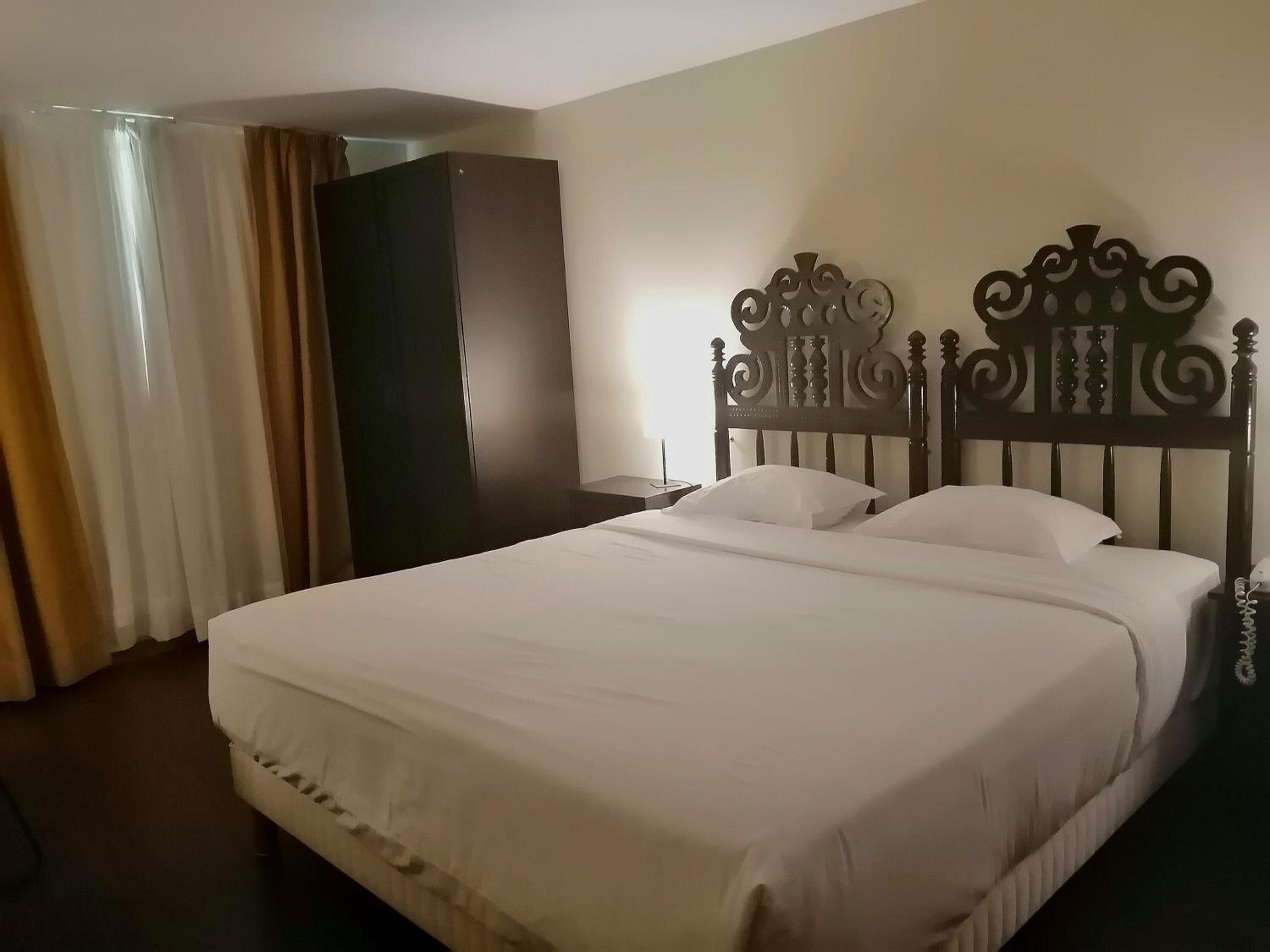 Double or Twin Room - Photo 4