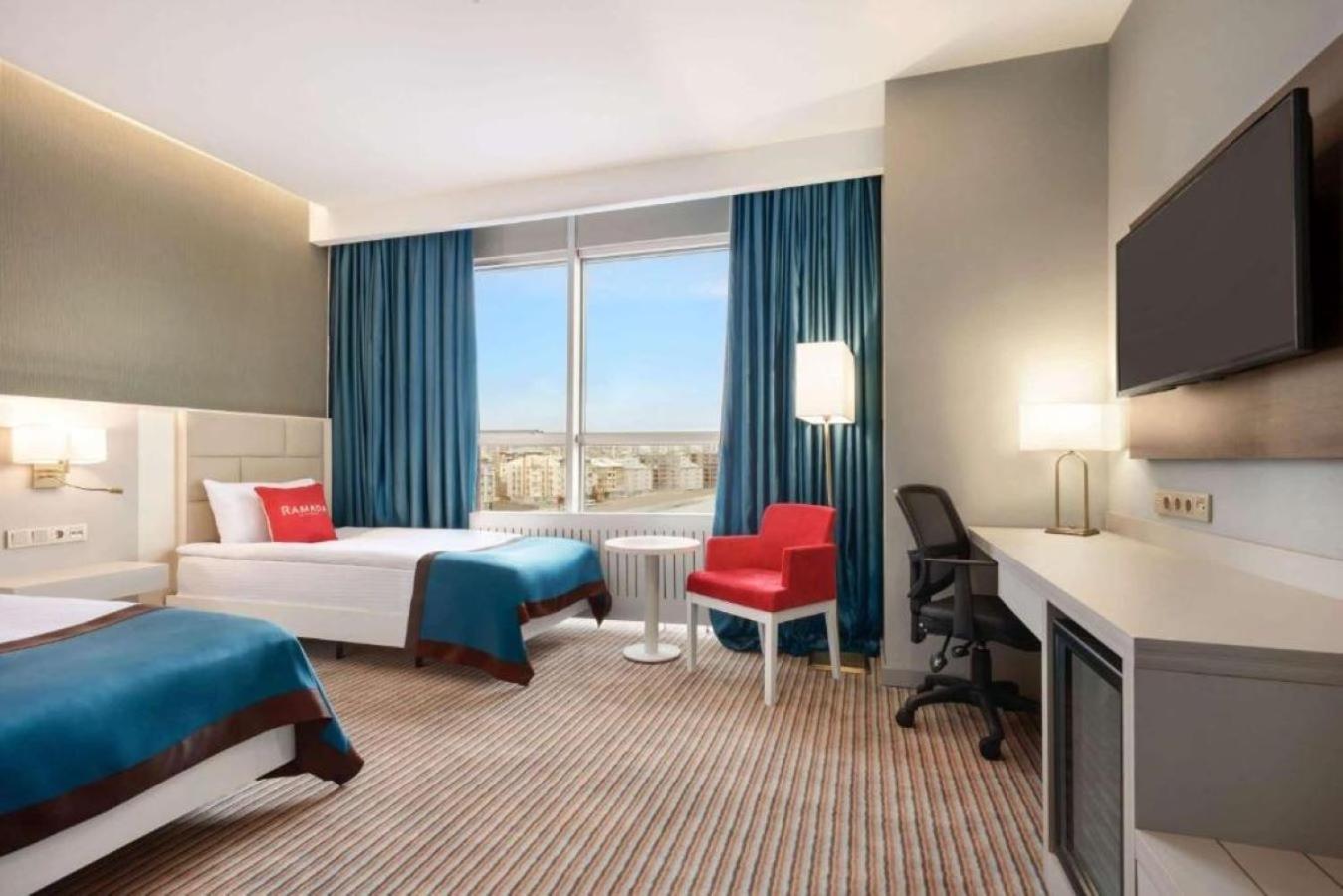 Twin Room - Non-Smoking