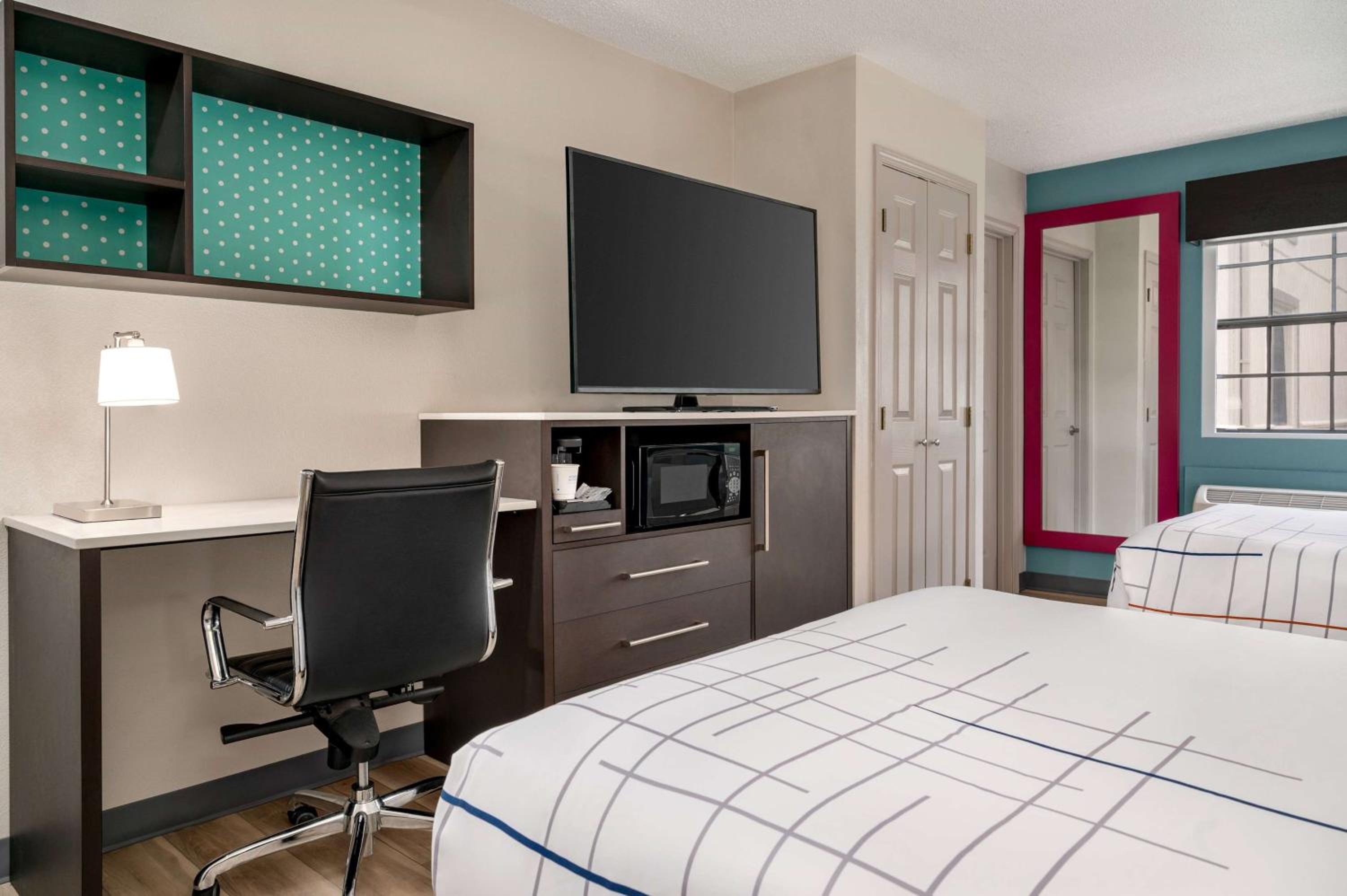 Deluxe Double with Two Double Beds  - Photo 3
