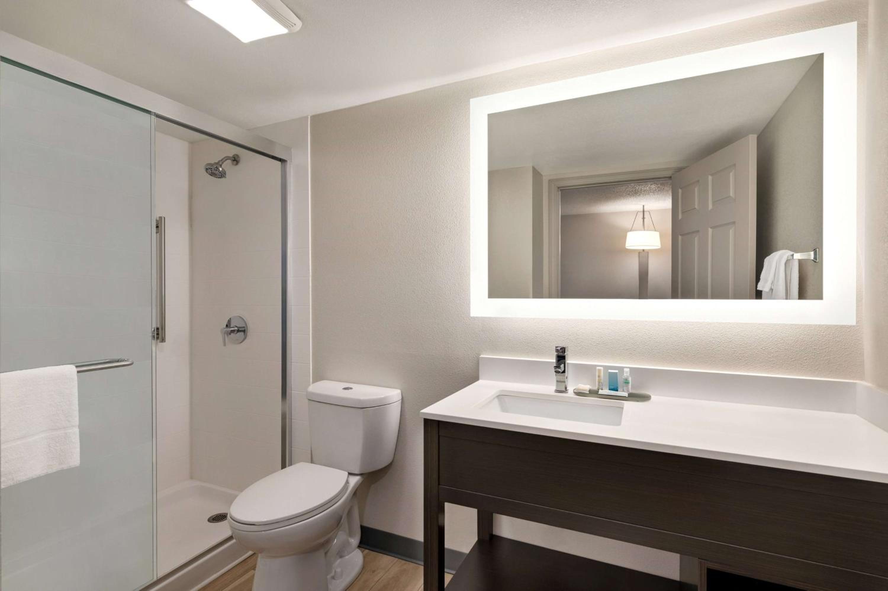 Deluxe Double with Two Double Beds  - Photo 7