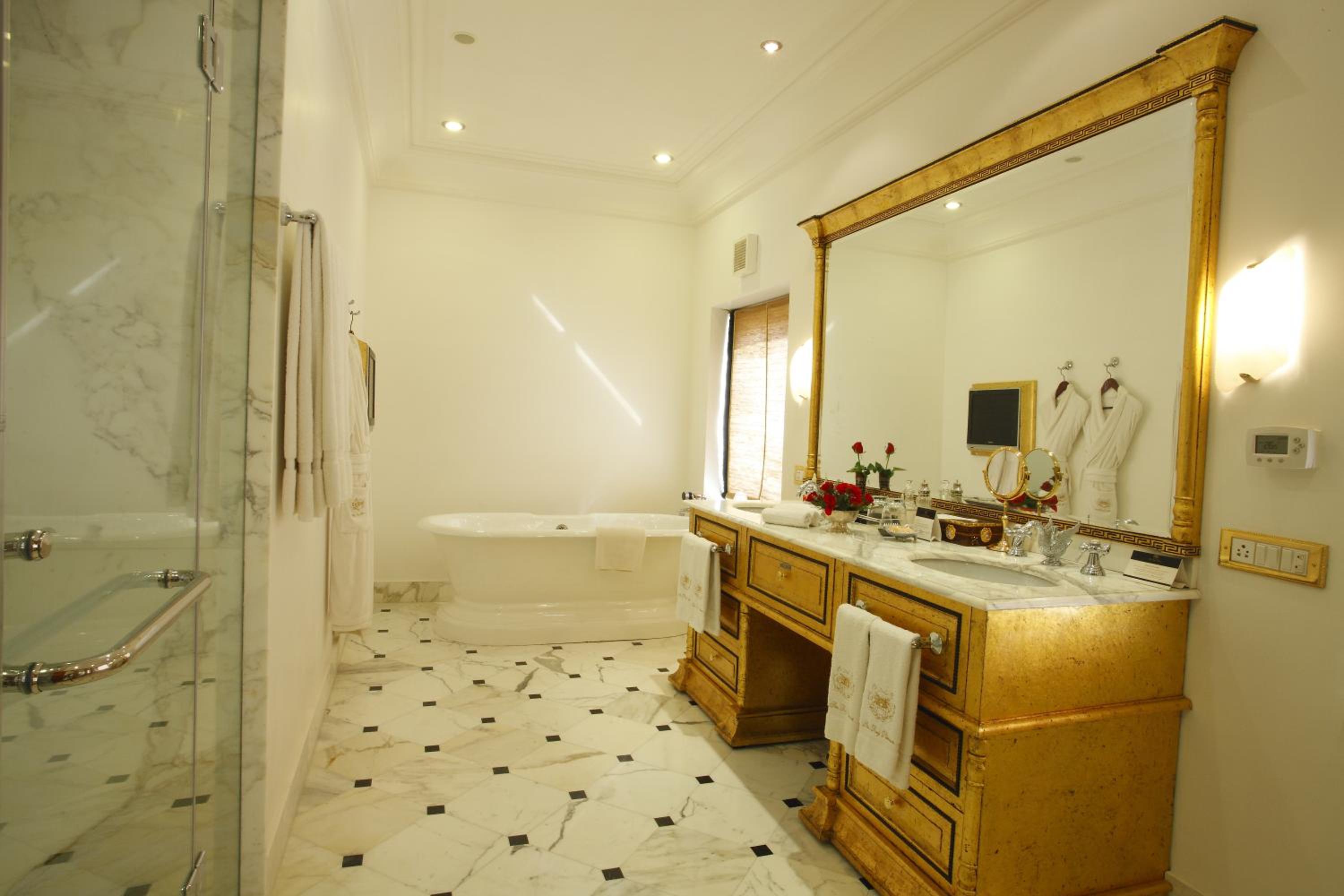 Deluxe Double or Twin Room Deluxe Double or Twin Room