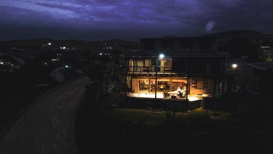 Deluxe Double Room with Balcony and Sea View - Photo 8