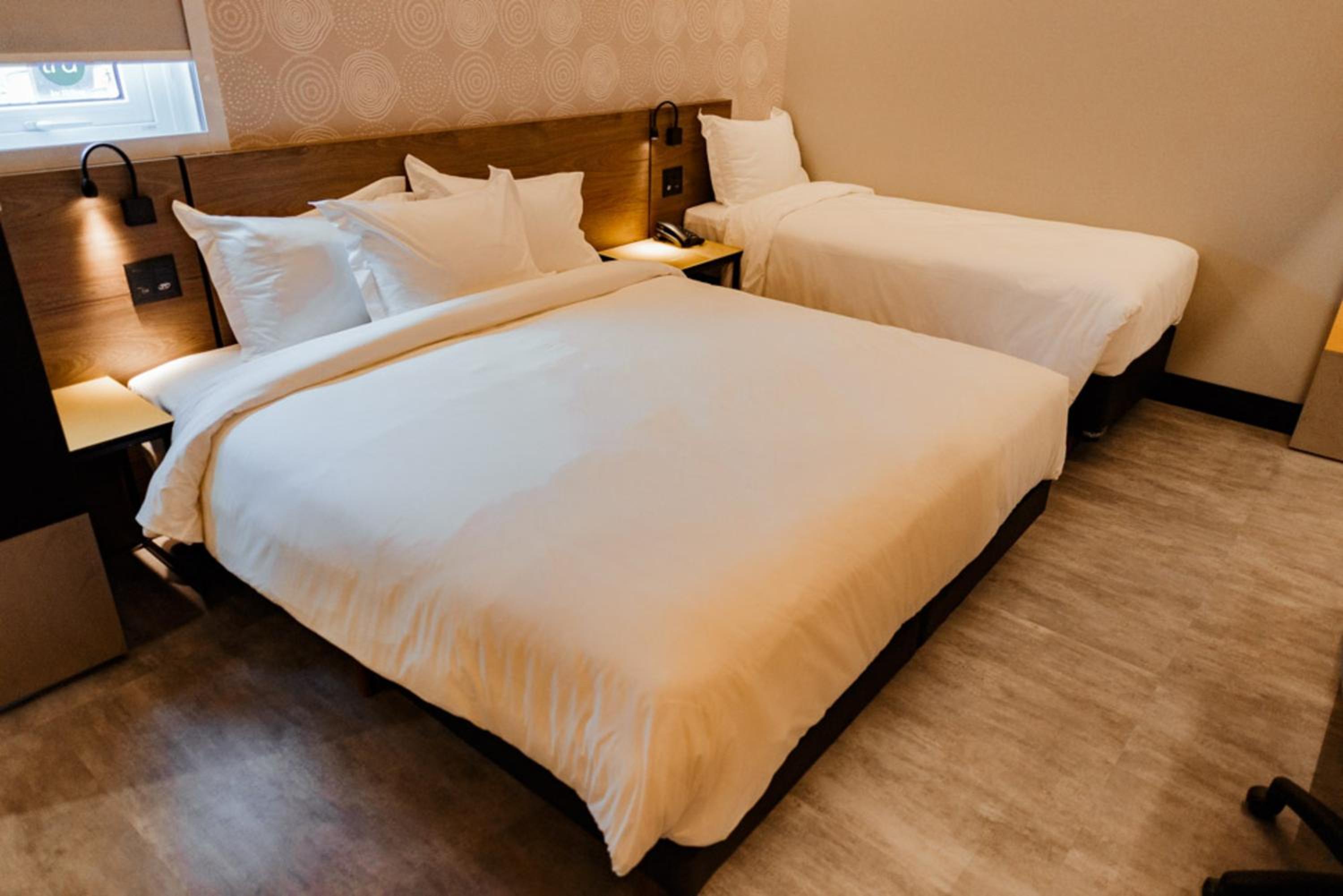 Standard PwD Disability Access Triple - 1 King Bed and 1 Single Bed - Photo 3